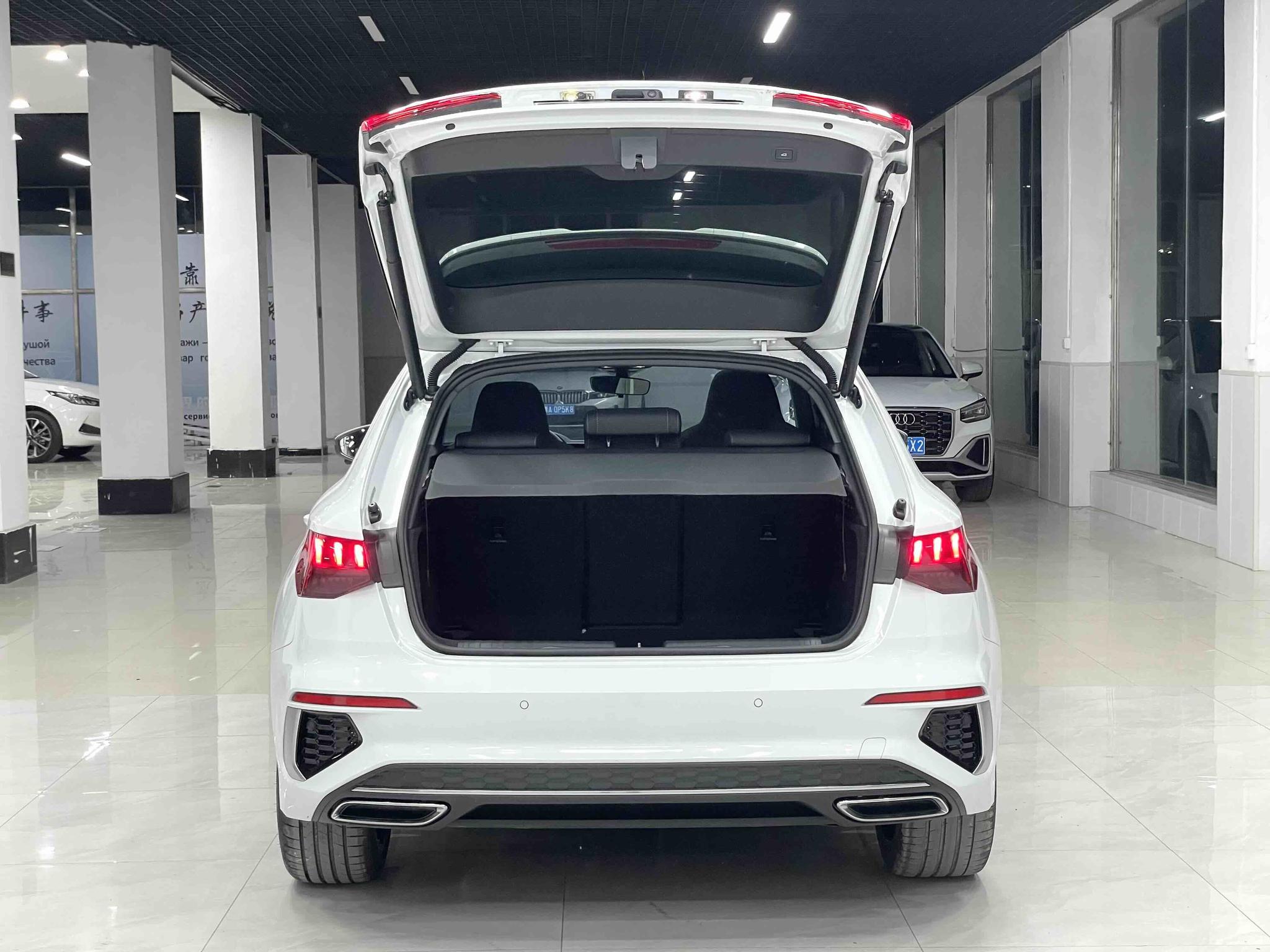 Audi A3 2022, фото 16