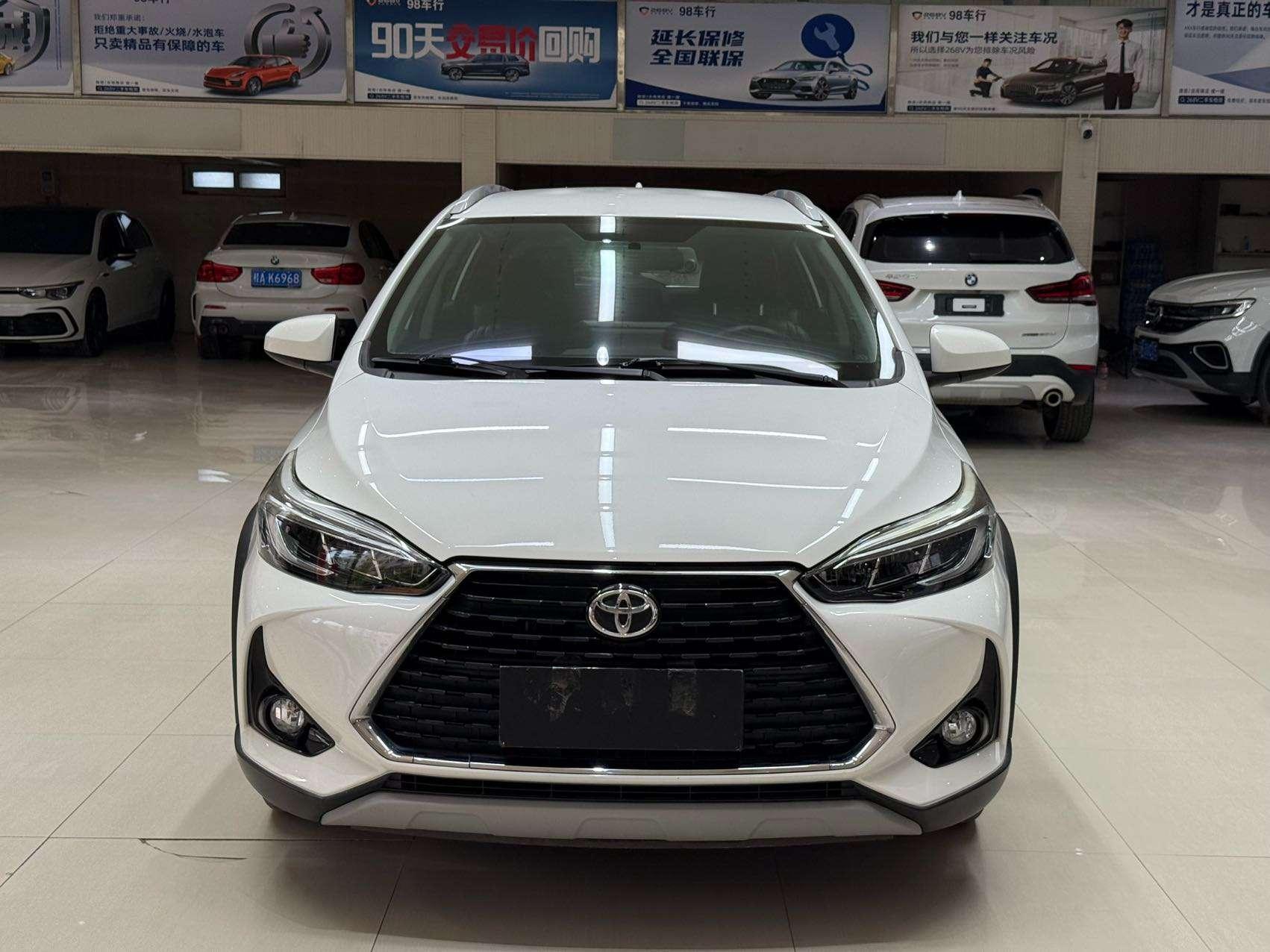 Toyota Yaris 2022, фото 2