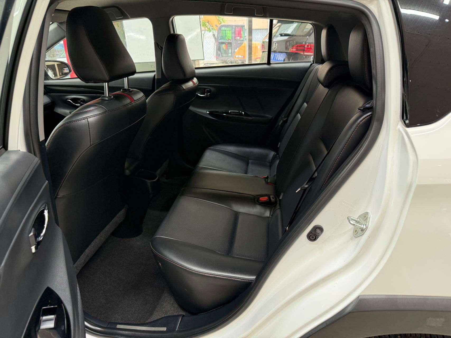 Toyota Yaris 2022, фото 17