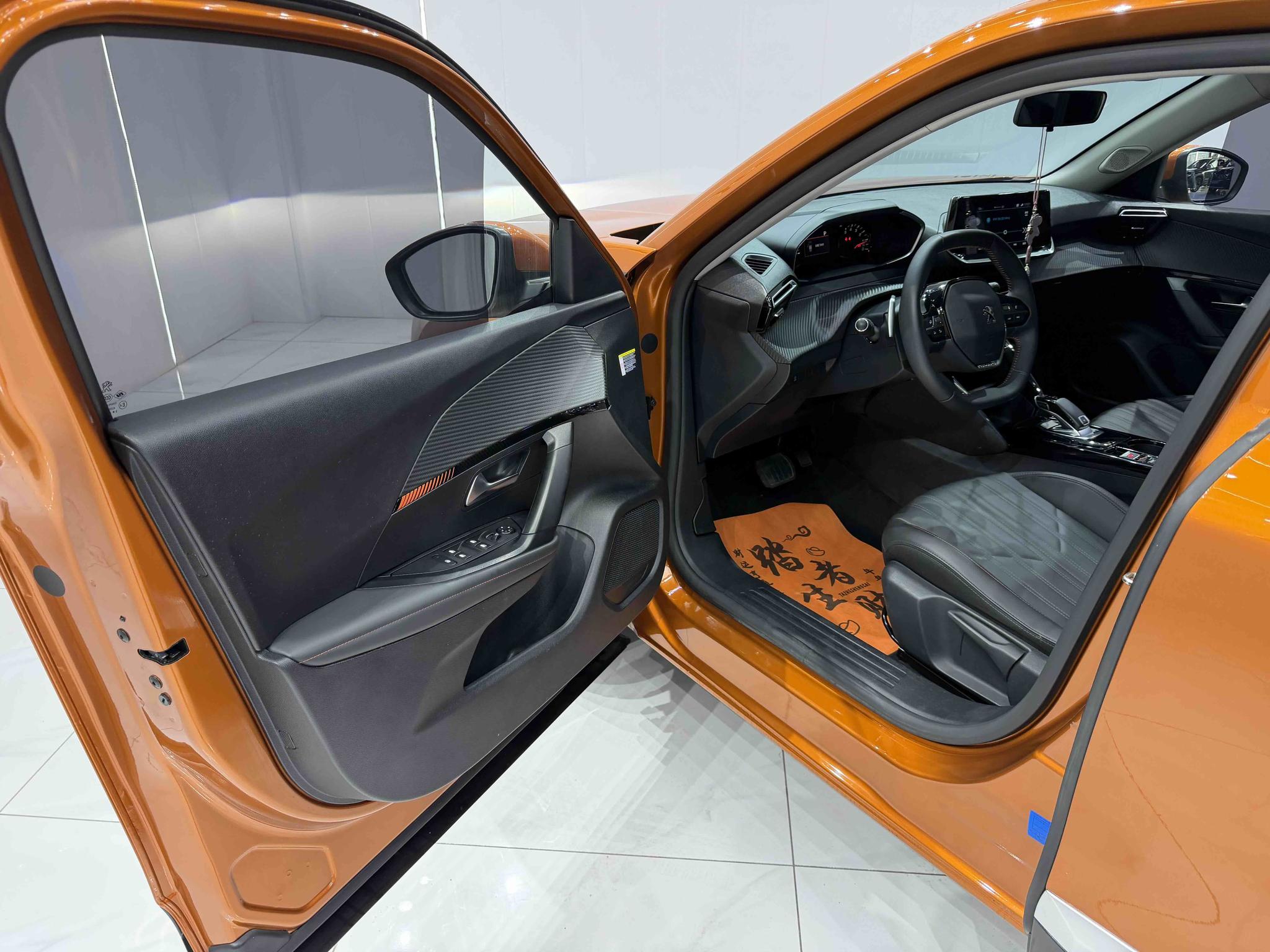 Peugeot 2008 2022, фото 7