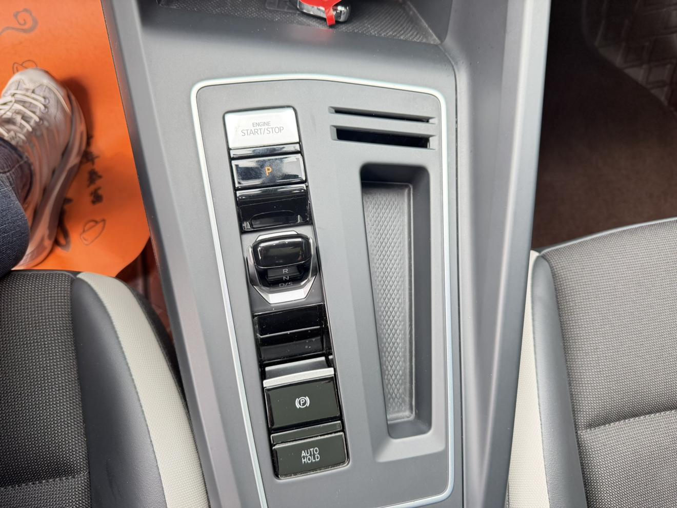 Volkswagen Golf 2023, фото 14