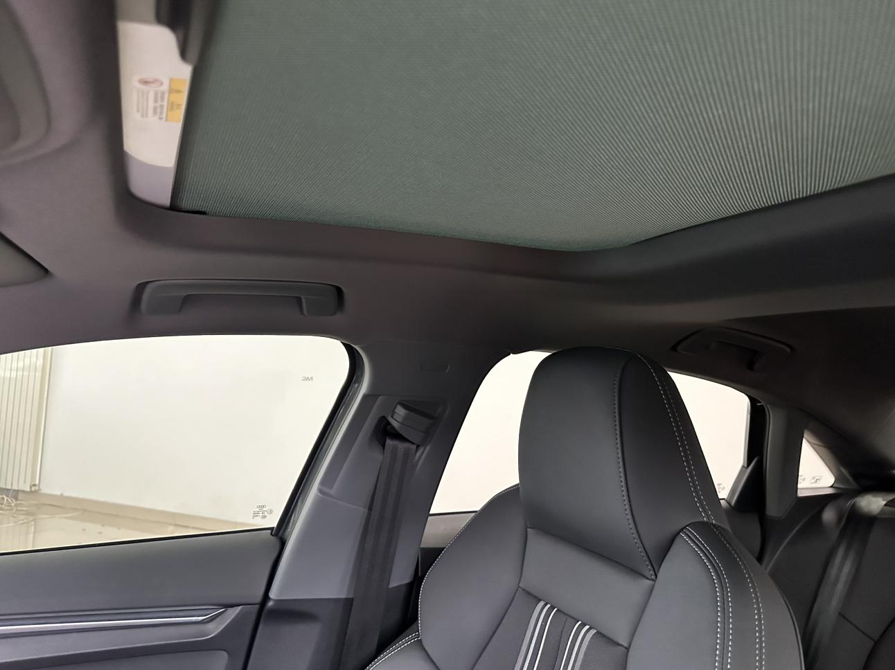 Audi A3 2023, фото 14