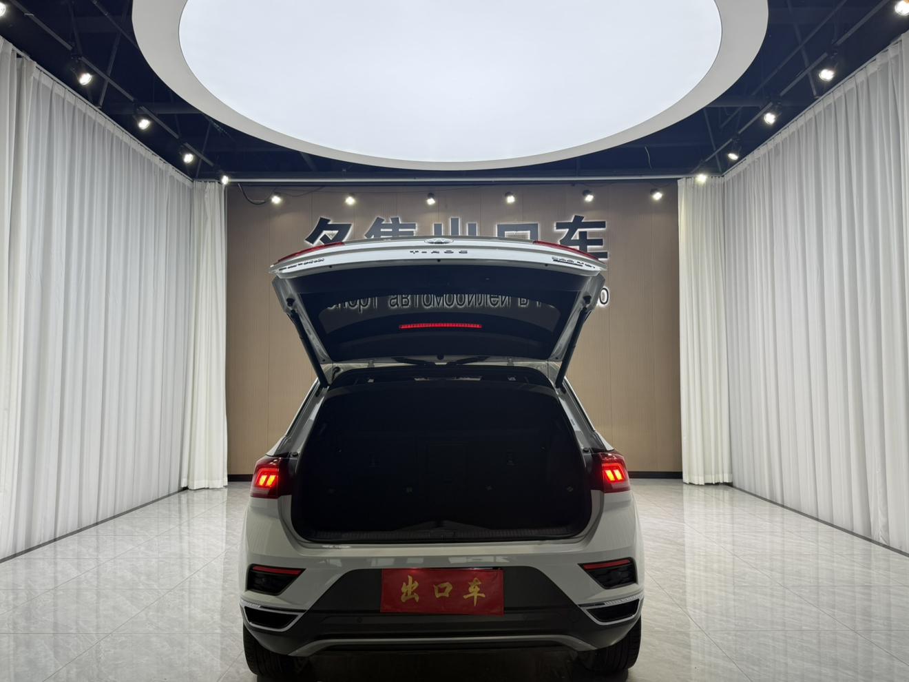 Volkswagen T-Roc 2021, фото 17