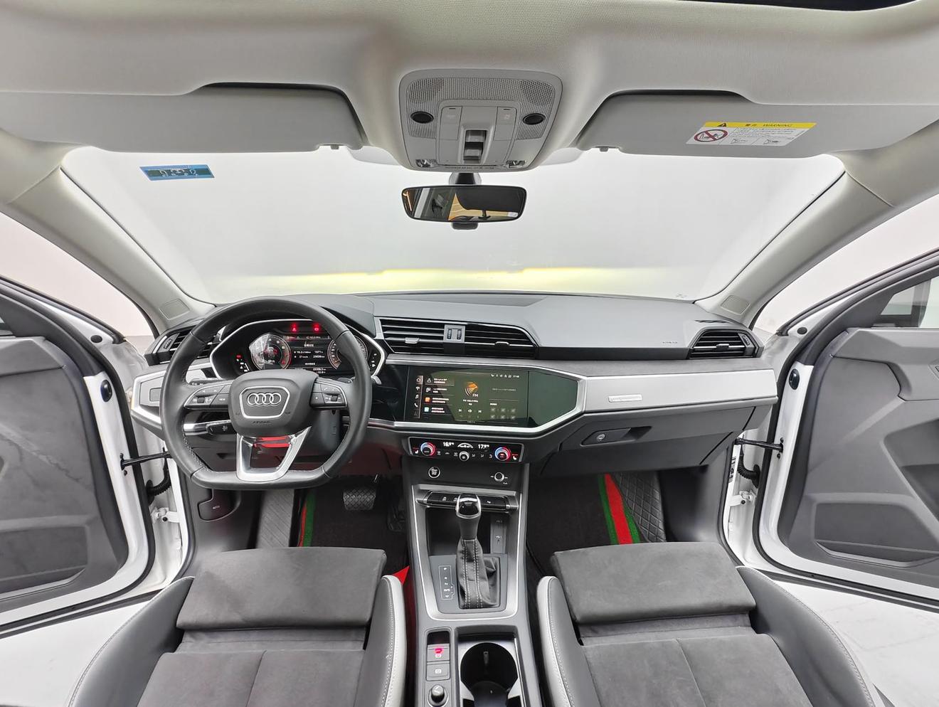 Audi Q3 2023, фото 14