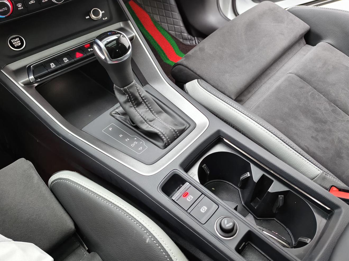 Audi Q3 2023, фото 16