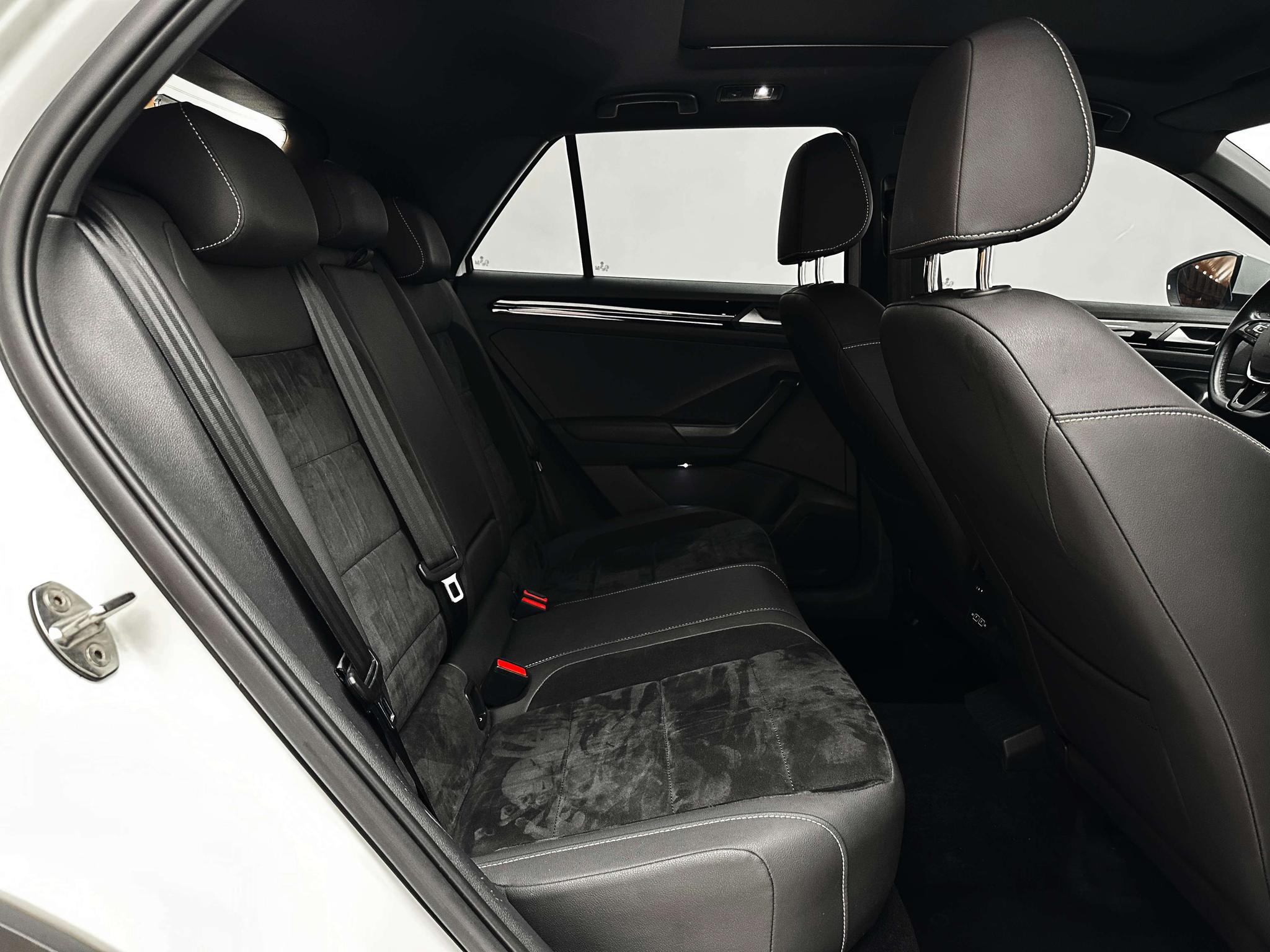 Volkswagen T-Roc 2021, фото 15