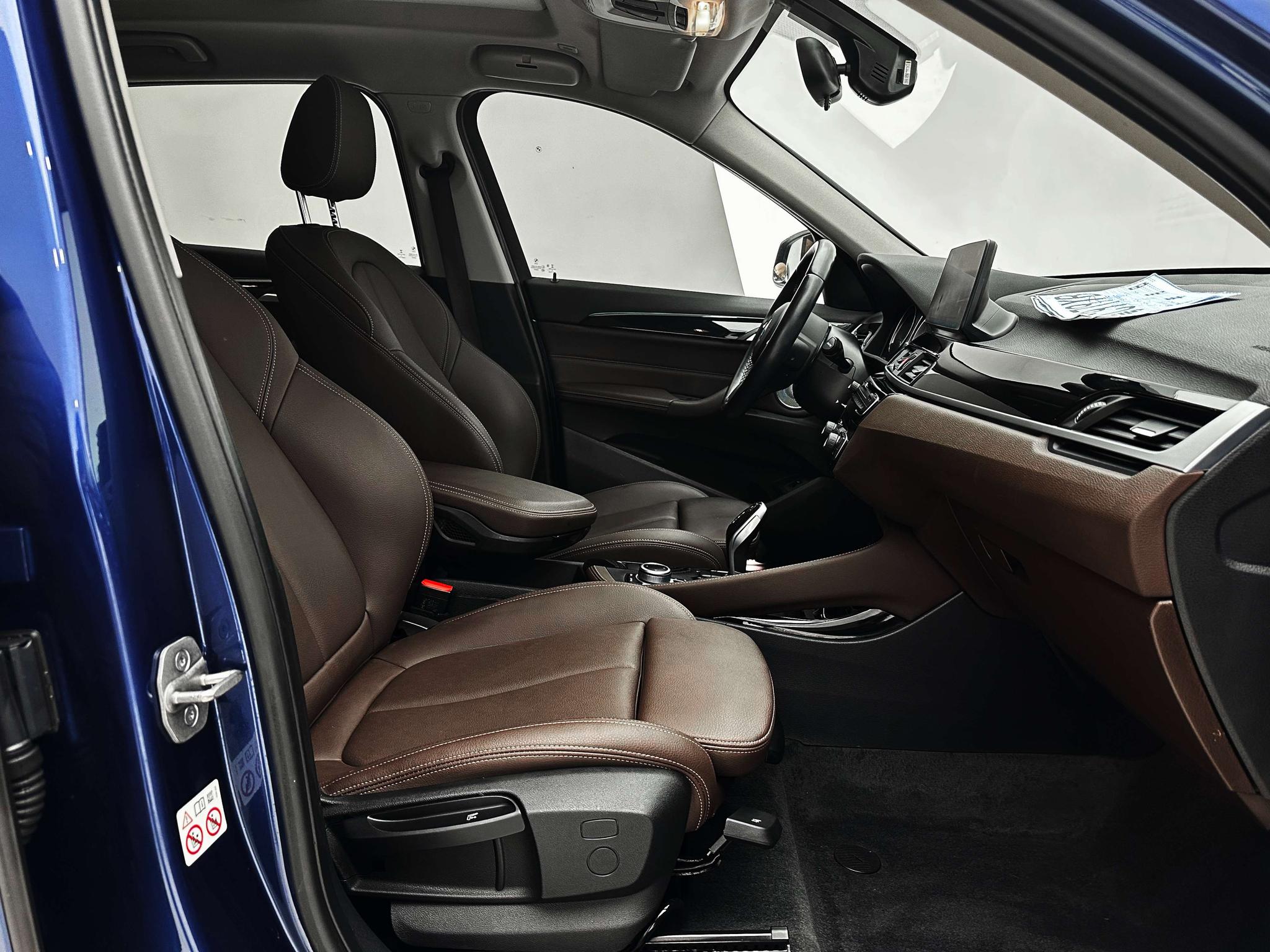BMW X1 2021, фото 16