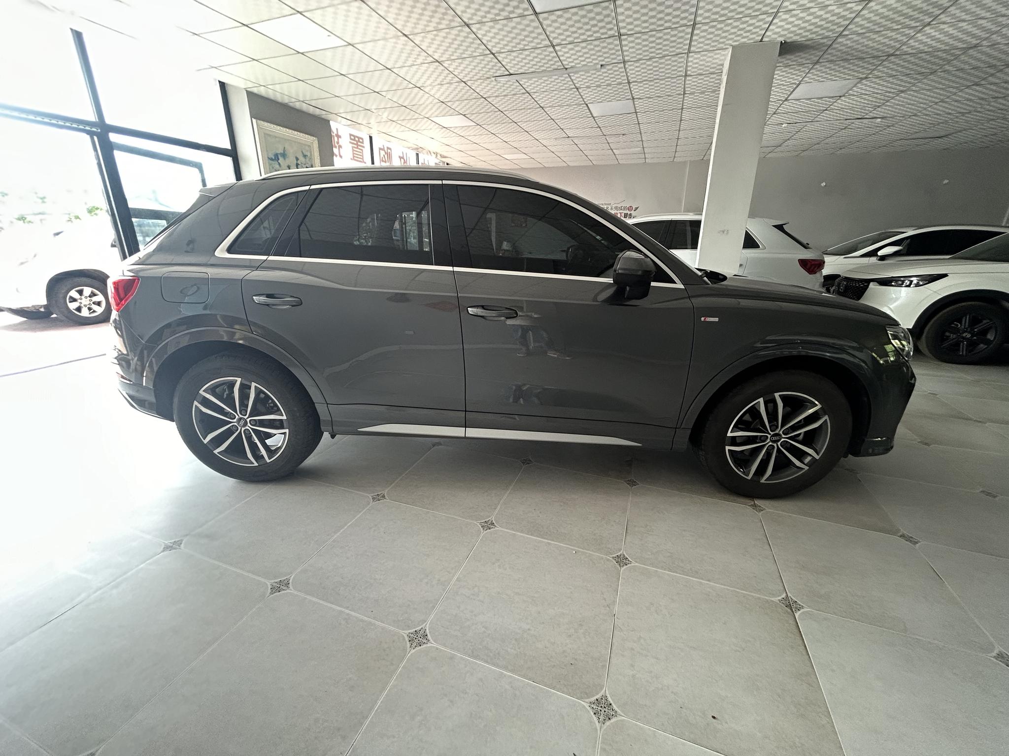Audi Q3 2022, фото 17