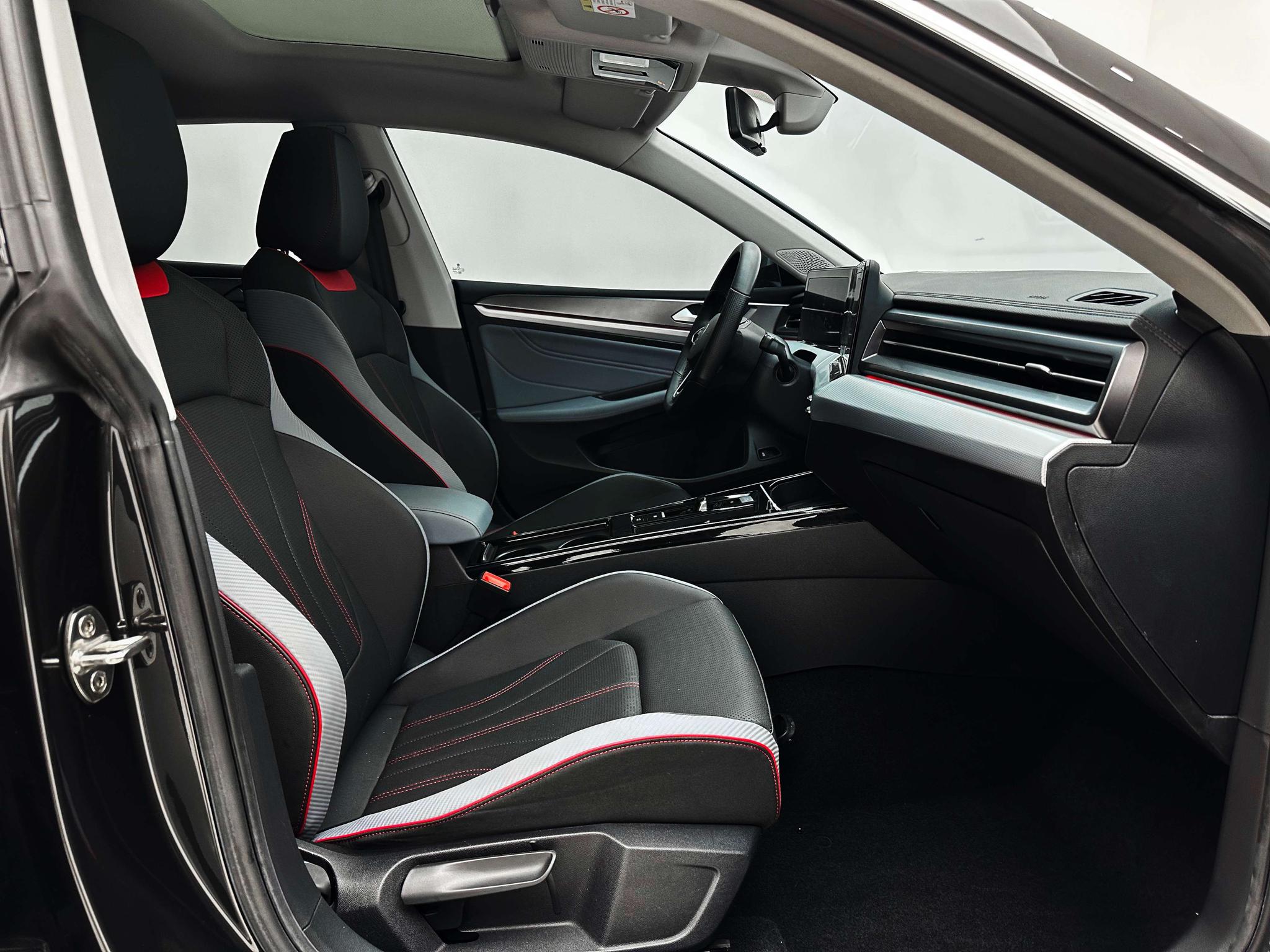 Volkswagen Lingdu 2023, фото 17