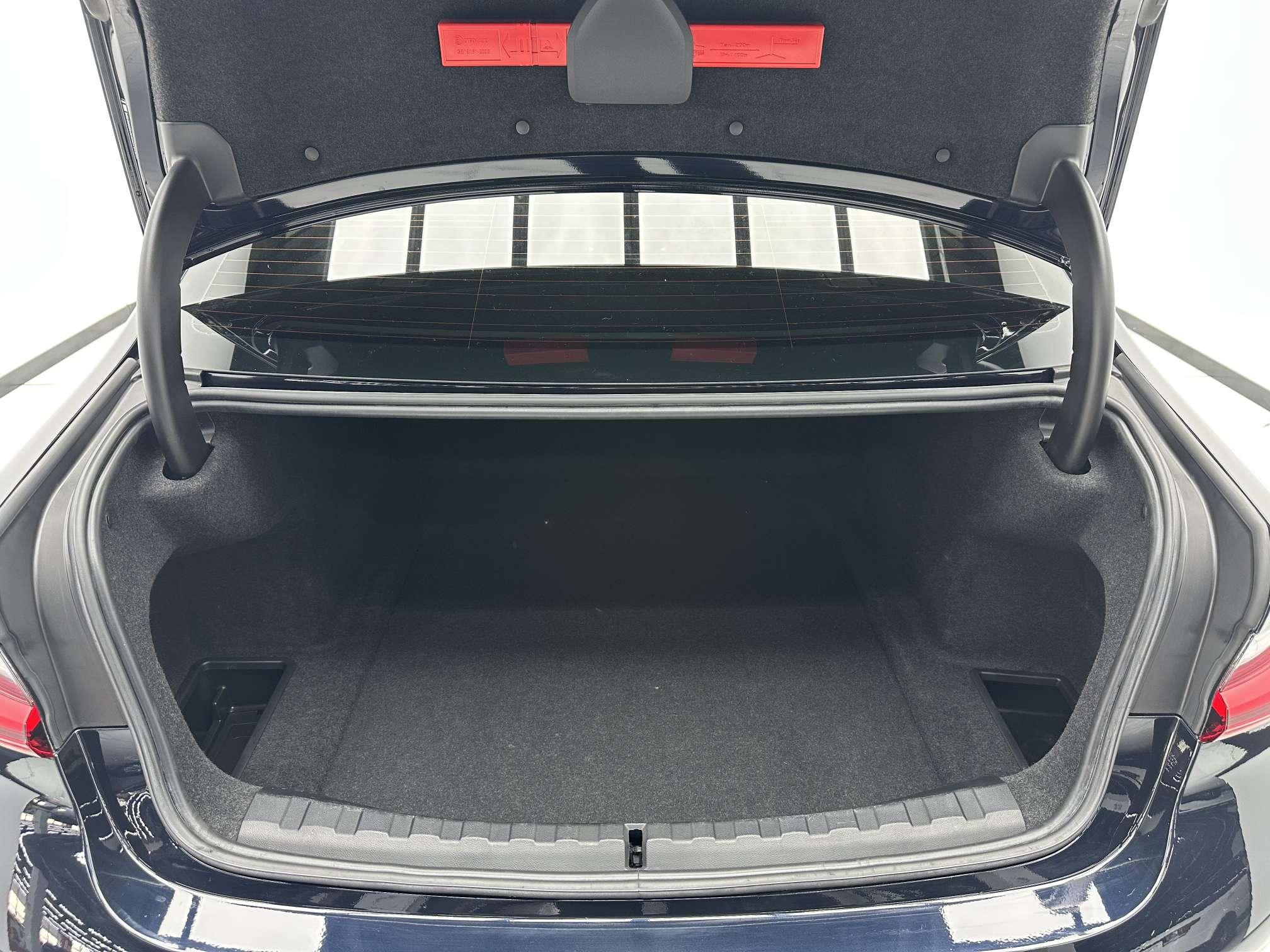 BMW 3 2023, фото 16