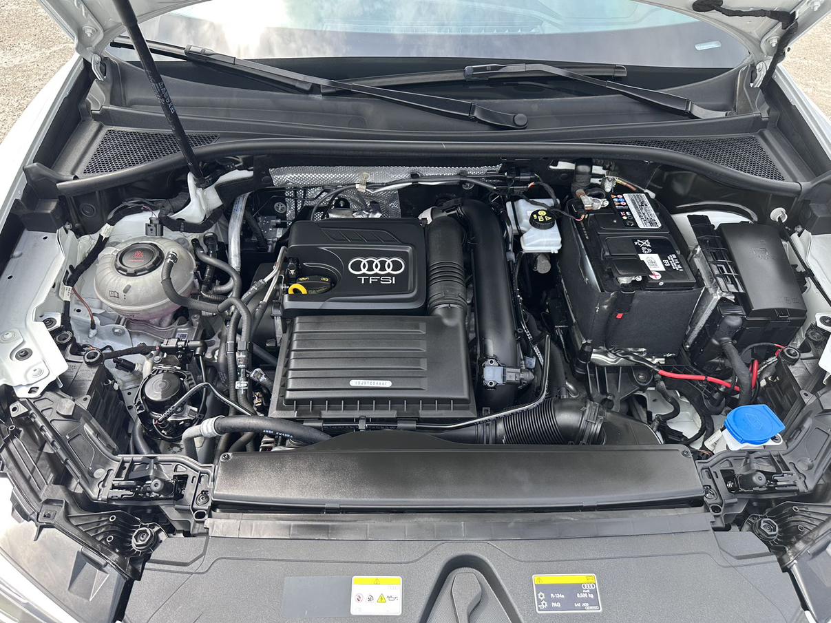 Audi Q3 2023, фото 11