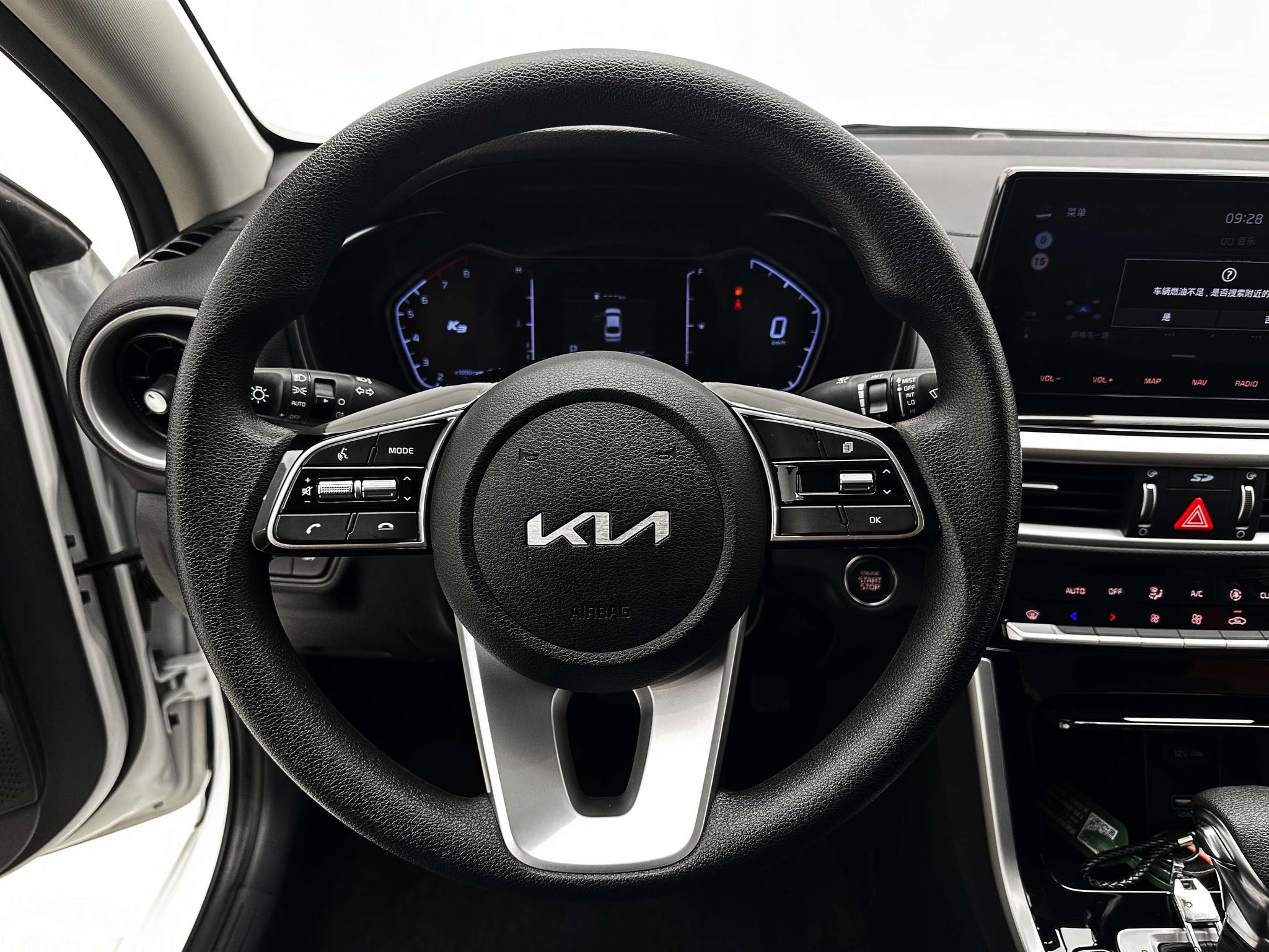 Kia K3 2021, фото 17
