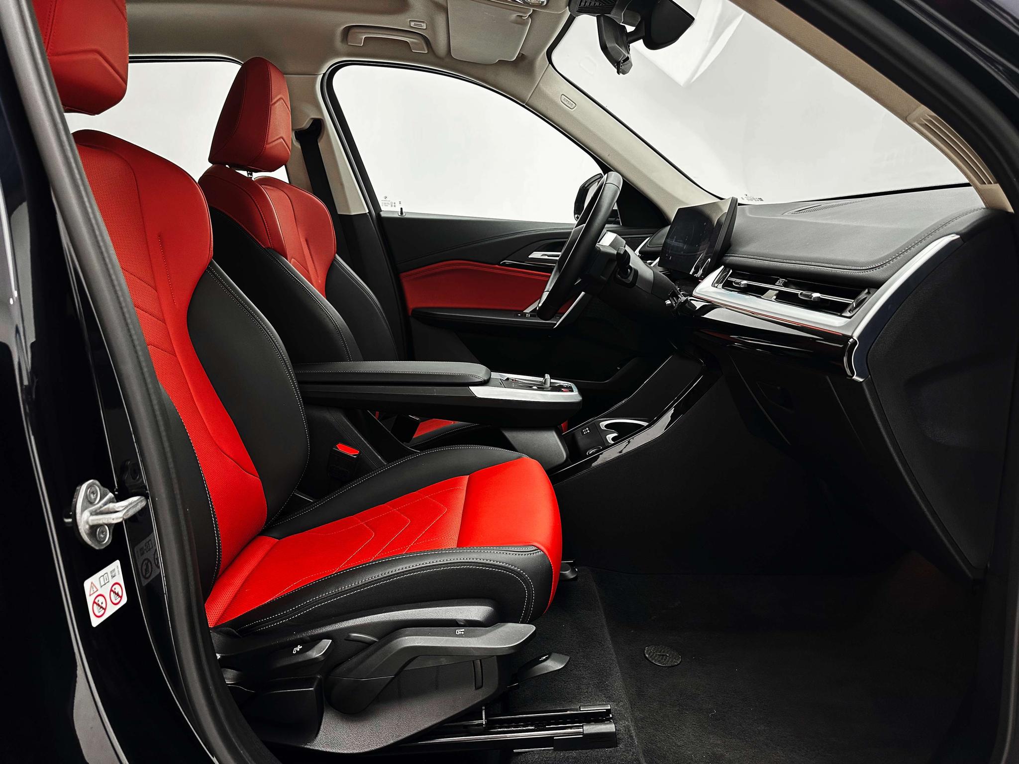 BMW X1 2023, фото 17