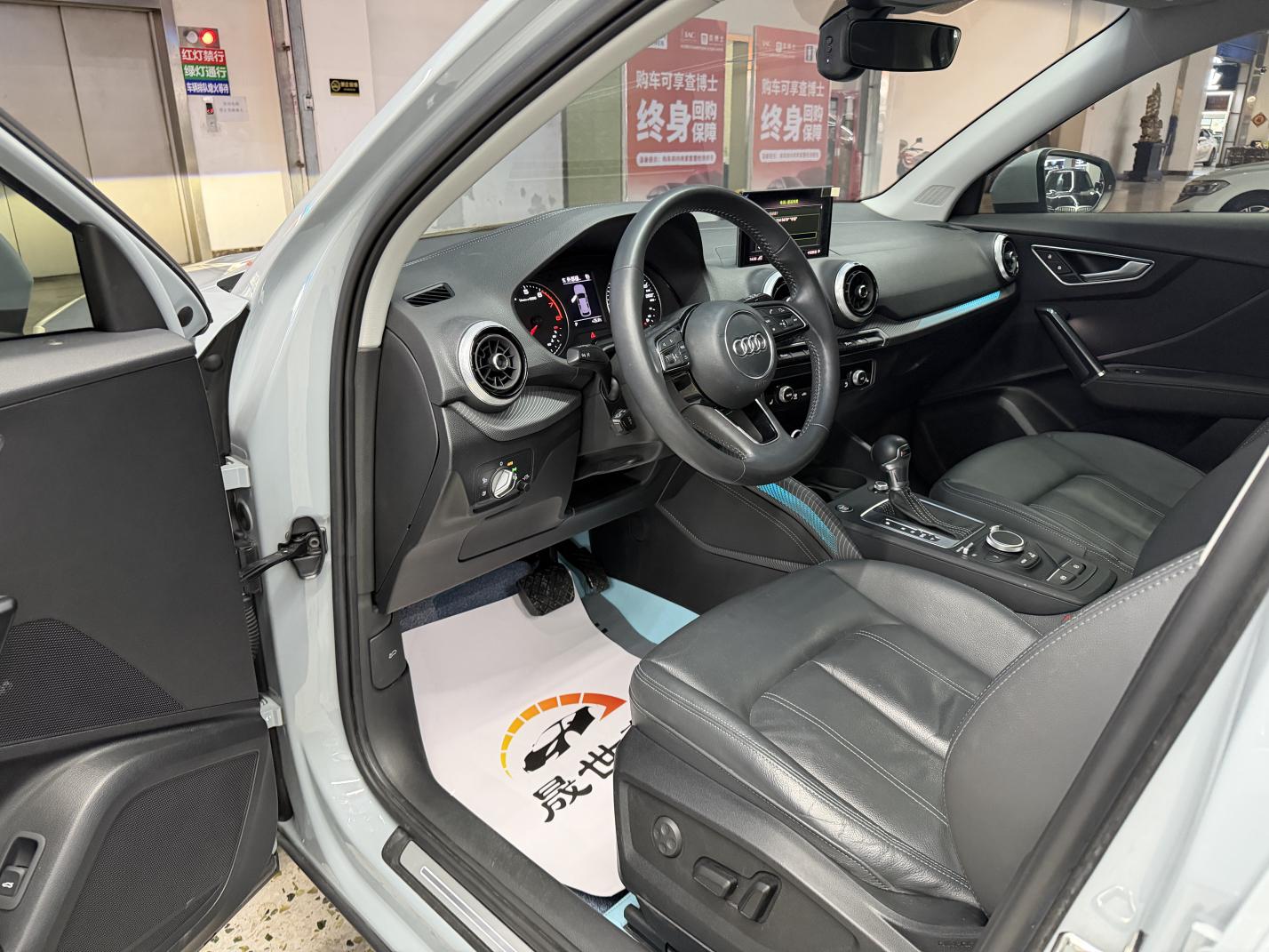 Audi Q2L 2022, фото 8