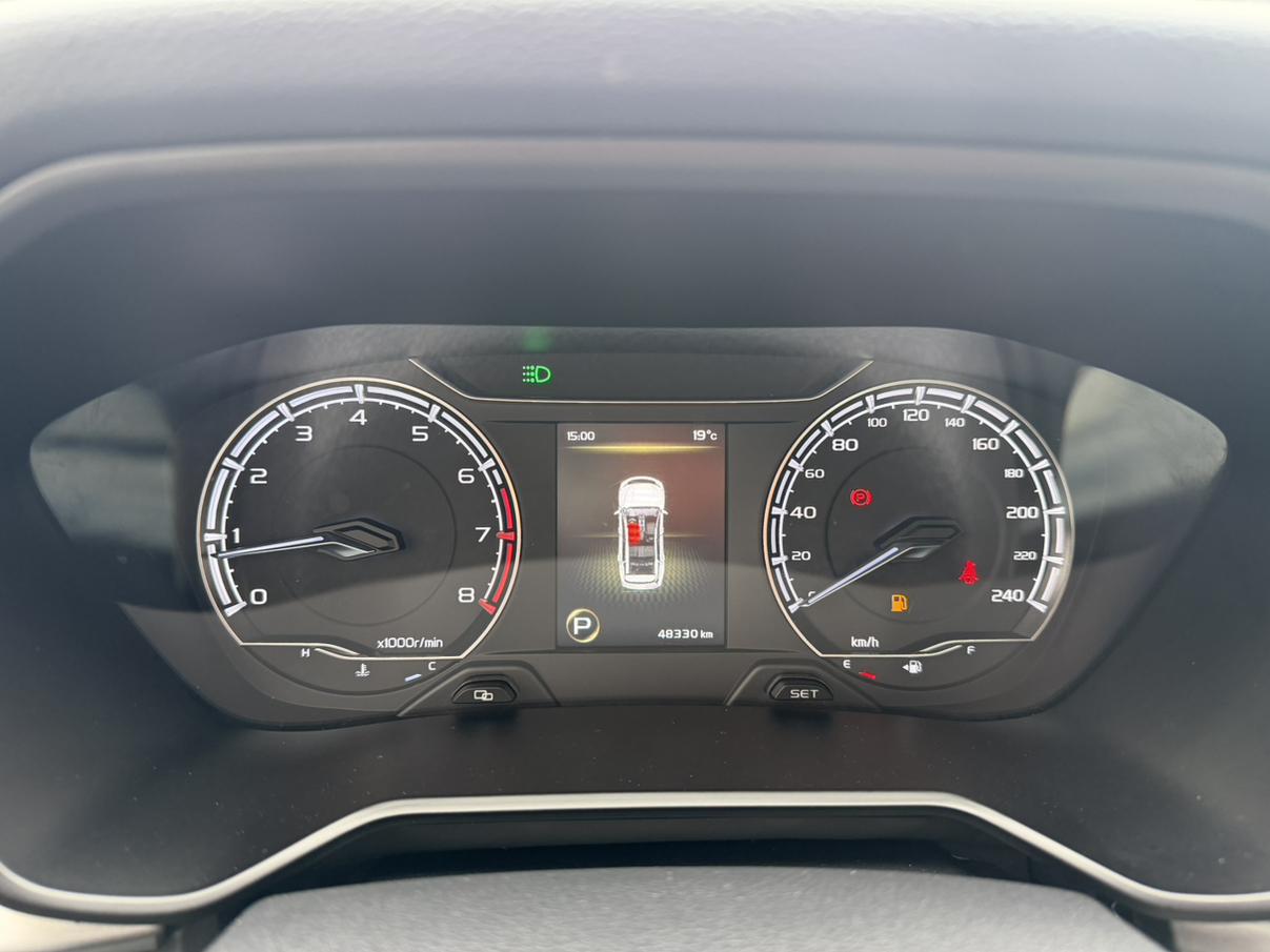 Geely Emgrand X6 2021, фото 14