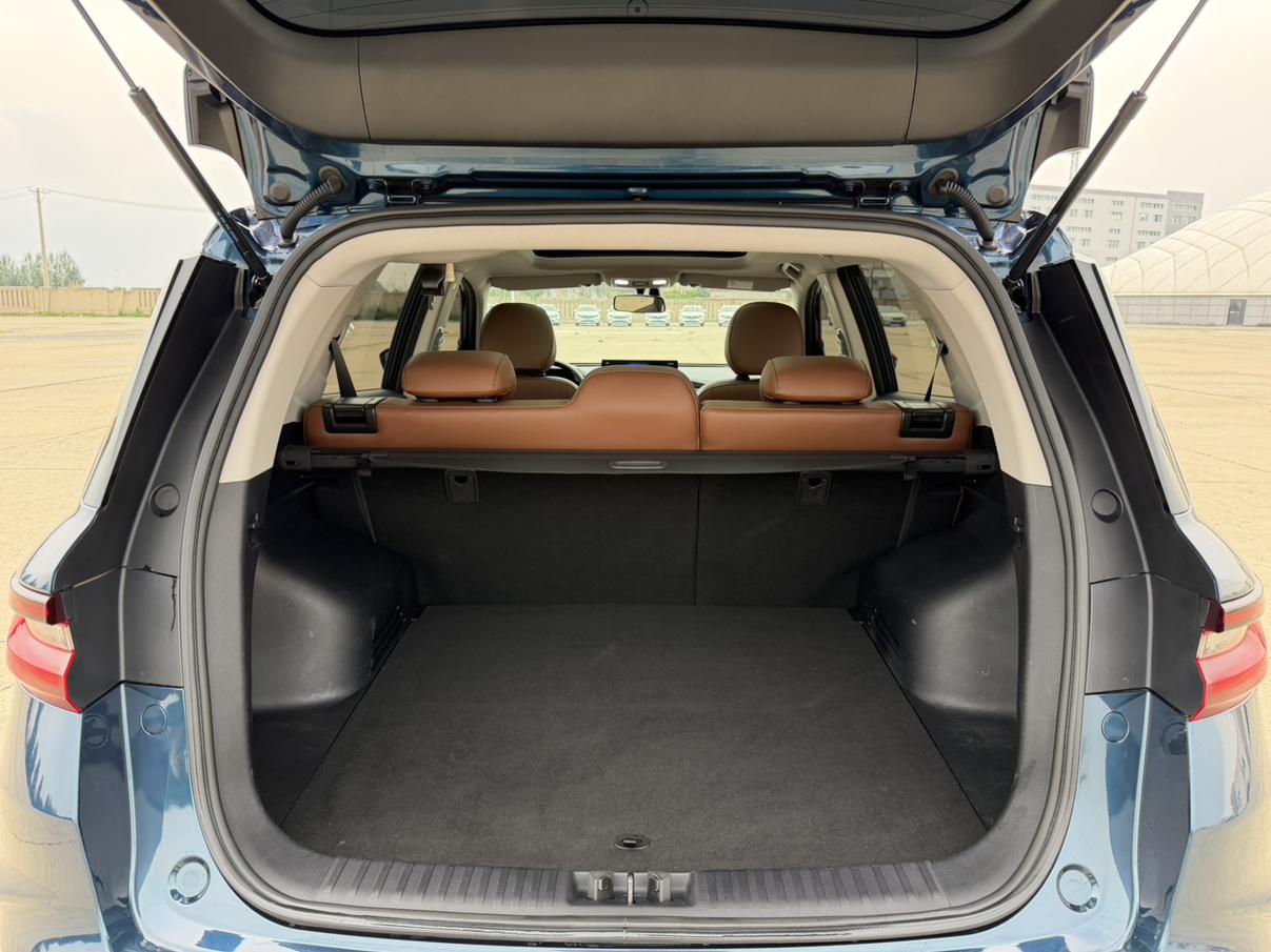 Geely Emgrand X6 2021, фото 16