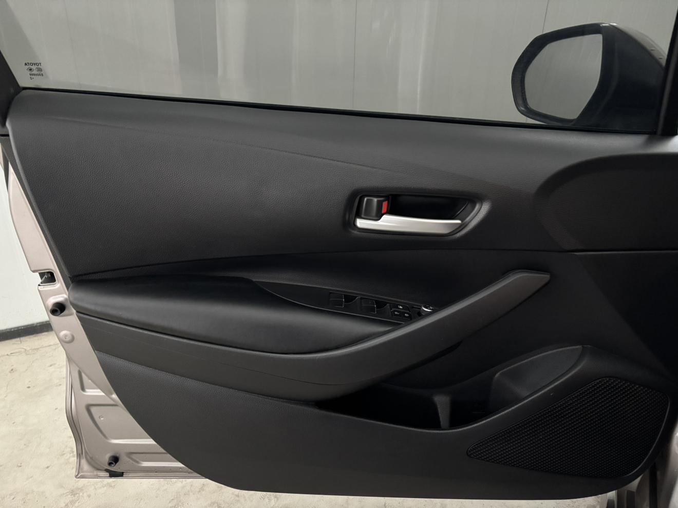 Toyota Corolla 2021, фото 9