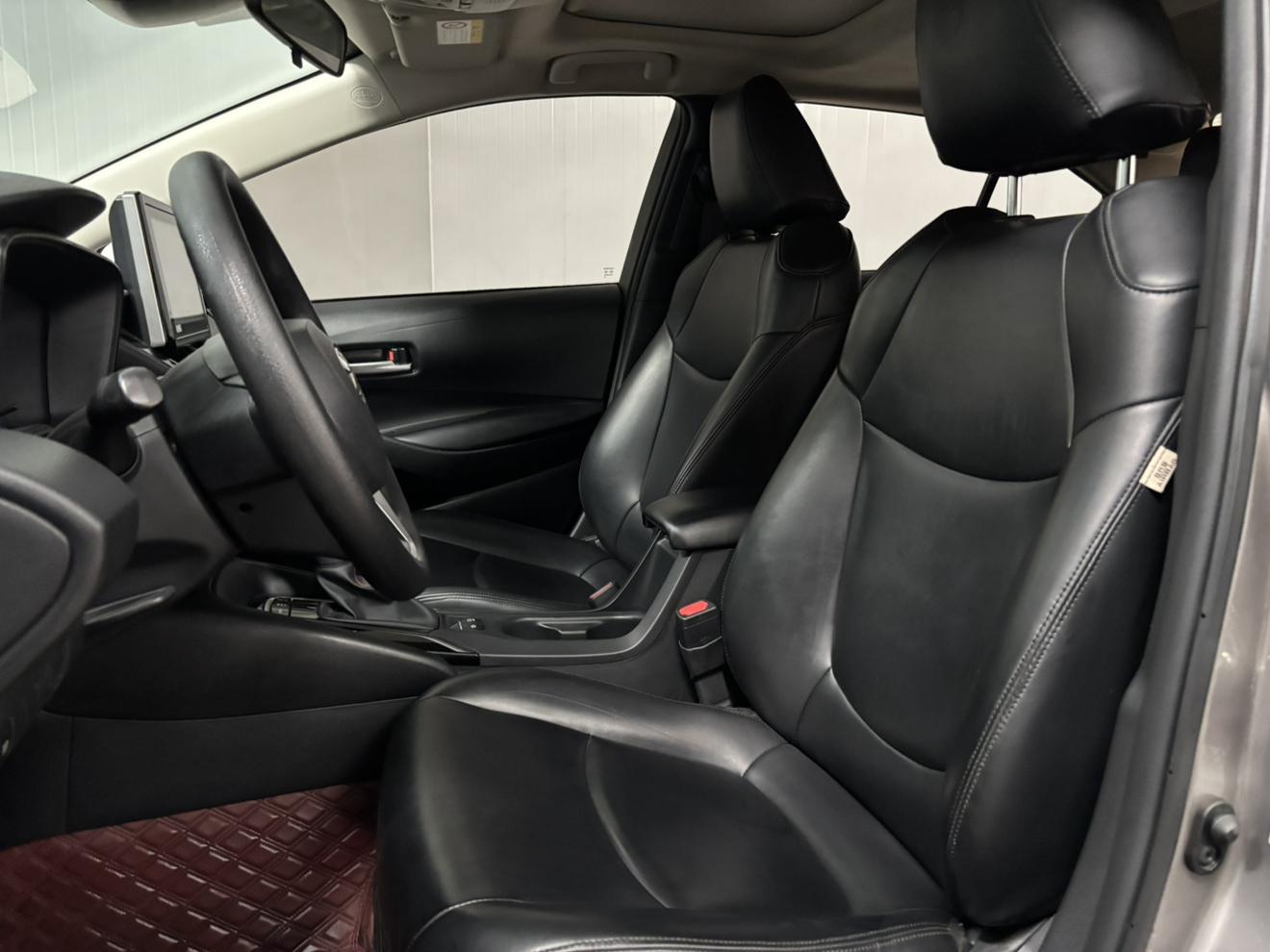 Toyota Corolla 2021, фото 10