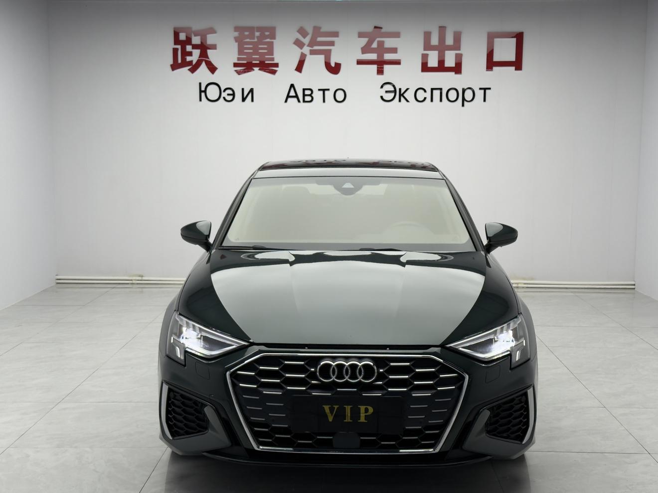 Audi A3 2023, фото 2