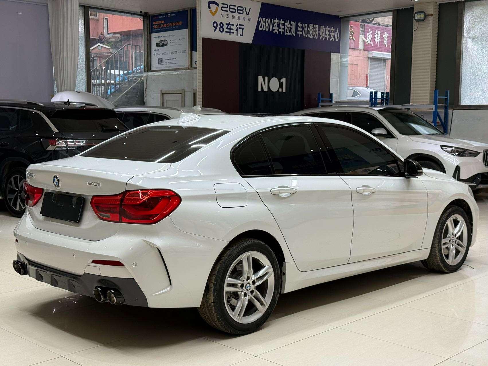 BMW 1 2021, фото 4