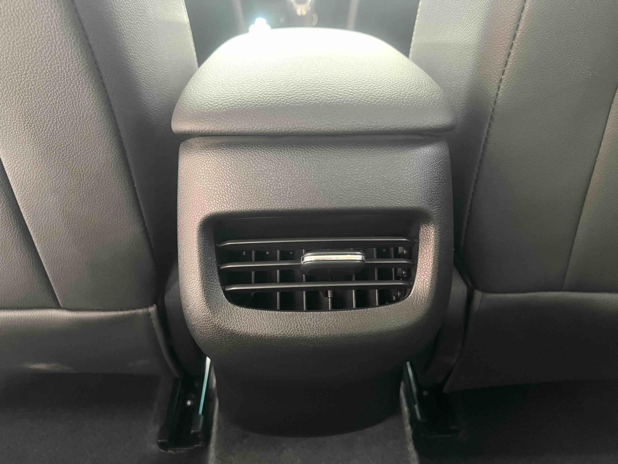 Chevrolet Onix 2022, фото 15