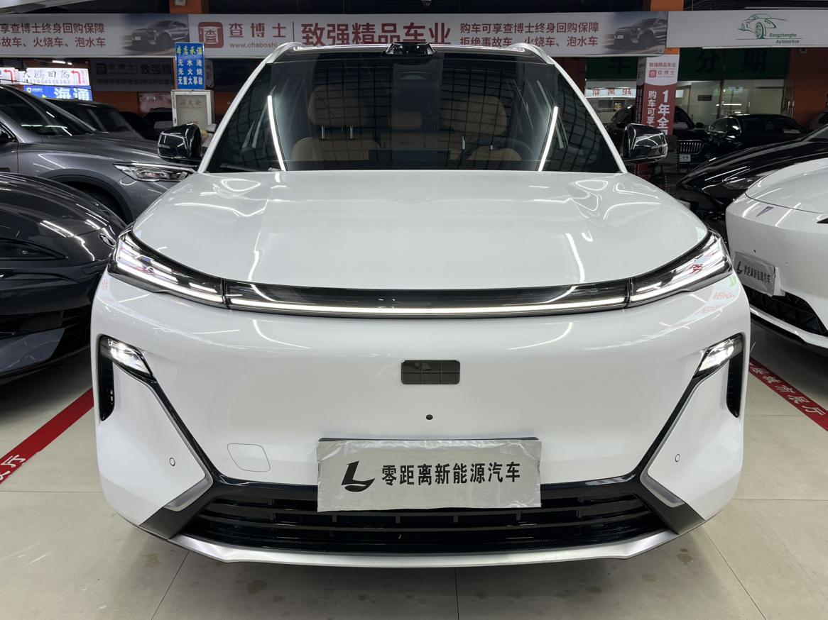 Geely Galaxy Starship 7 EM-i 2025, фото 2