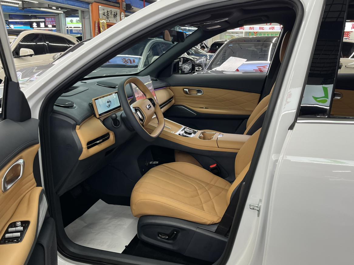 Geely Galaxy Starship 7 EM-i 2025, фото 7