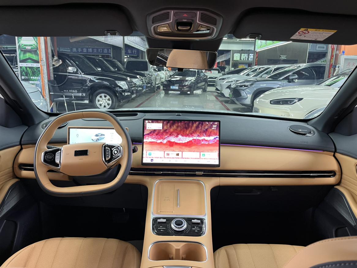 Geely Galaxy Starship 7 EM-i 2025, фото 9