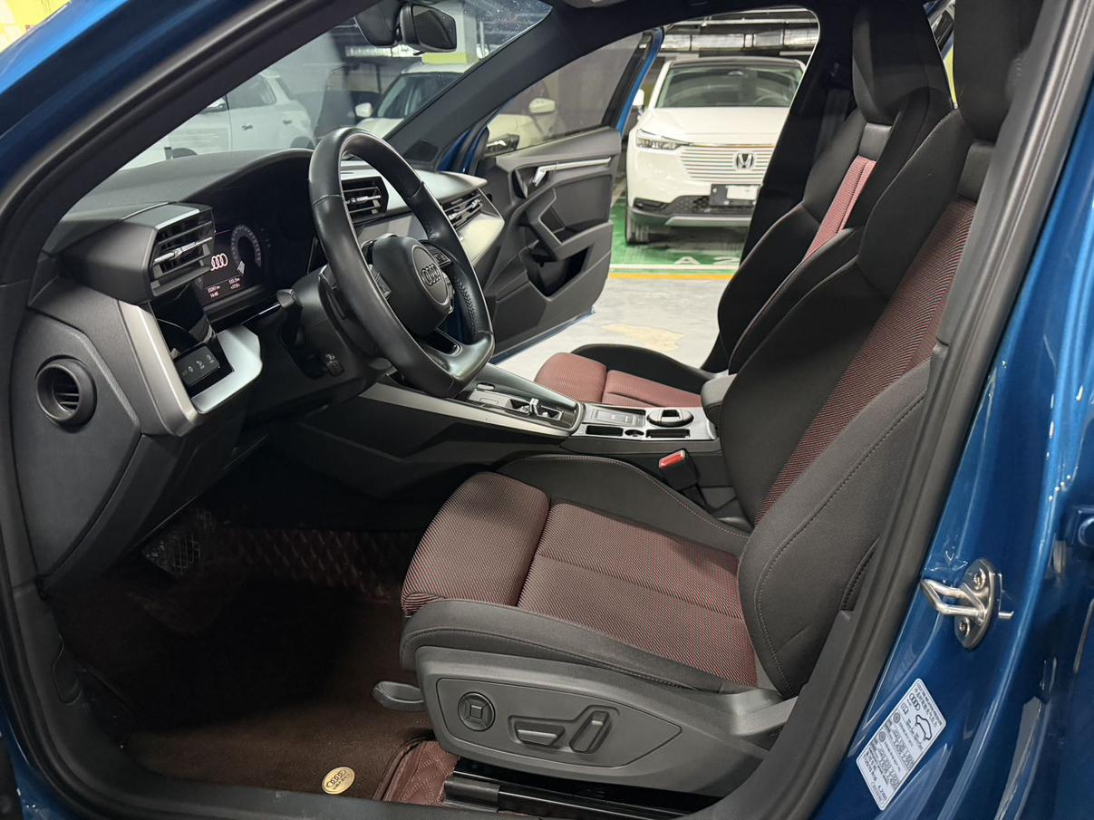 Audi A3 2022, фото 14