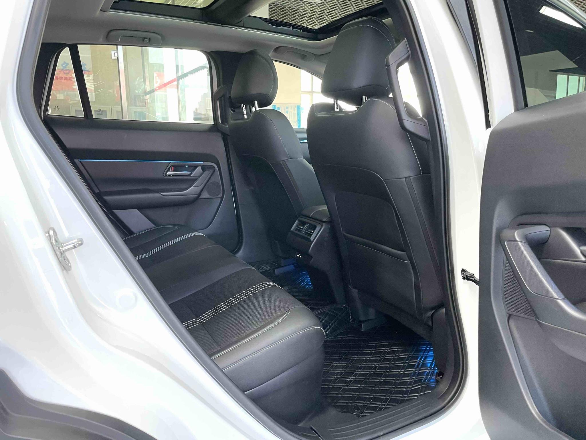 Mazda CX-50 2023, фото 14