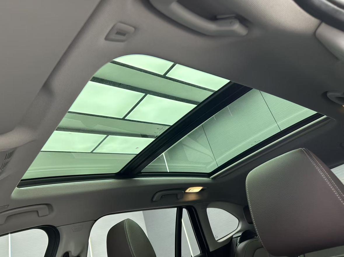 BMW X1 2021, фото 17