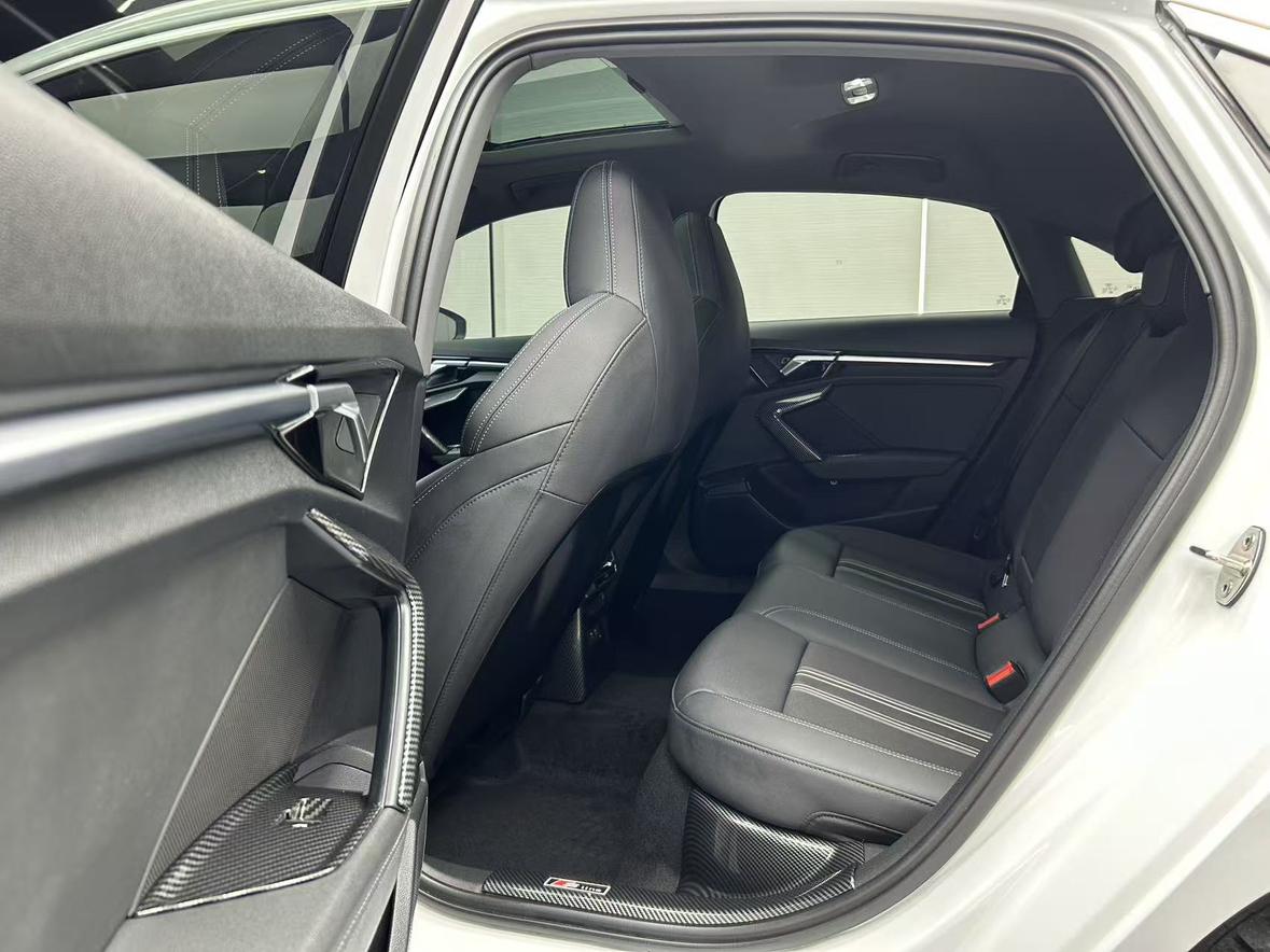 Audi A3 2023, фото 17