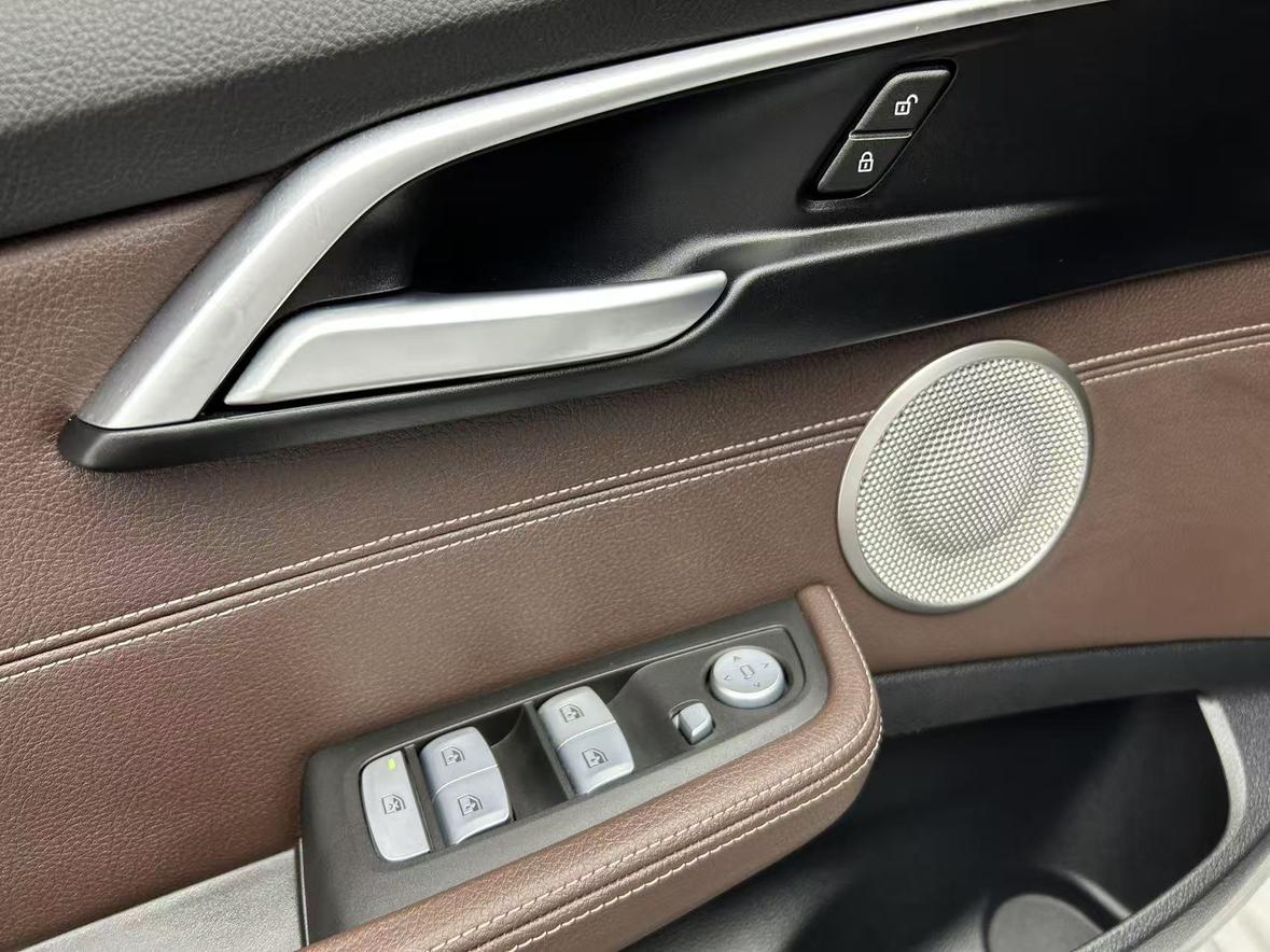 BMW 1 Series 2021, фото 10