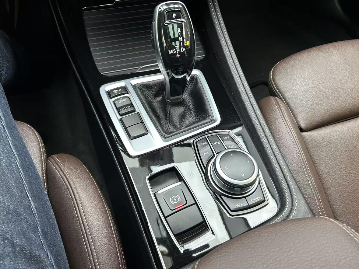 BMW 1 Series 2021, фото 13