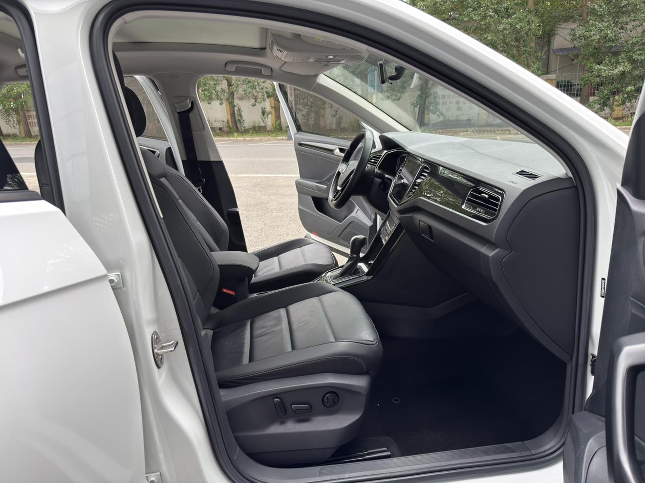 Volkswagen Tayron 2022, фото 15