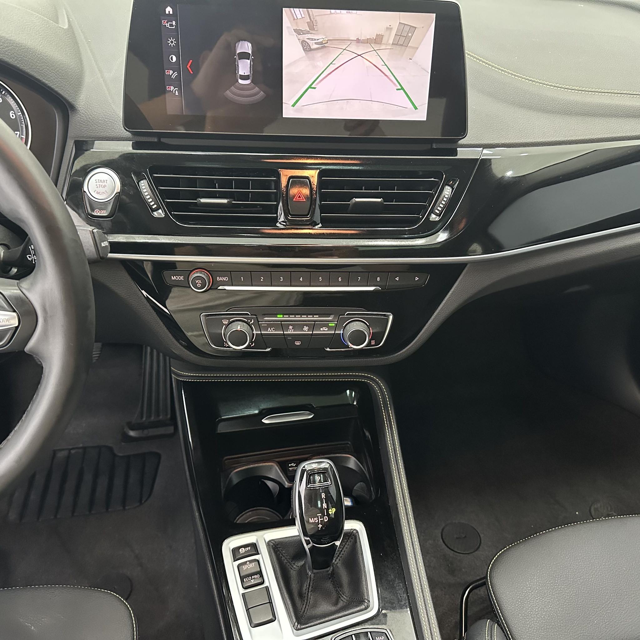 BMW 1 2023, фото 14