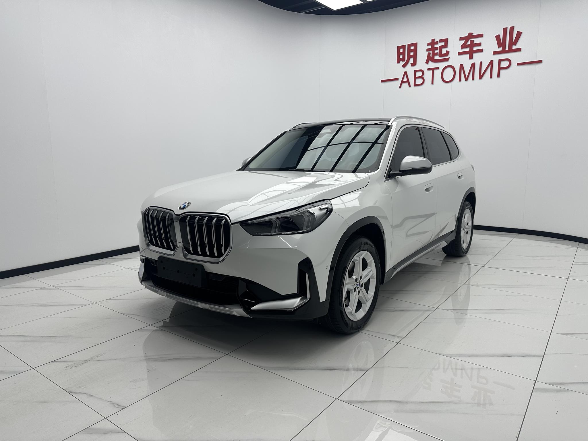 BMW X1 2023, фото 4