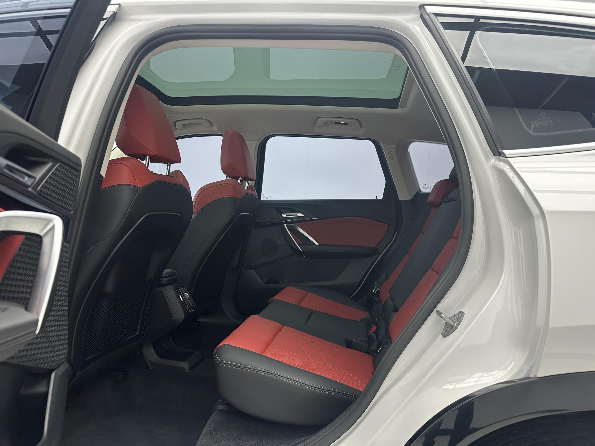 BMW X1 2023, фото 6