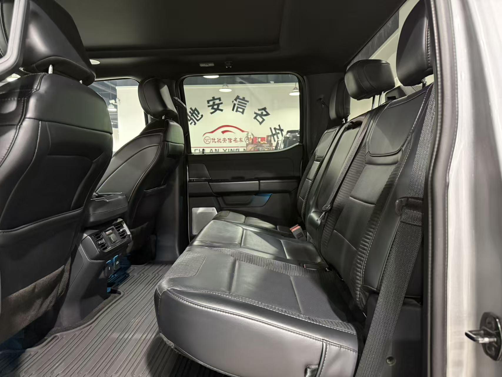 Ford F-150 Raptor 2022, фото 6