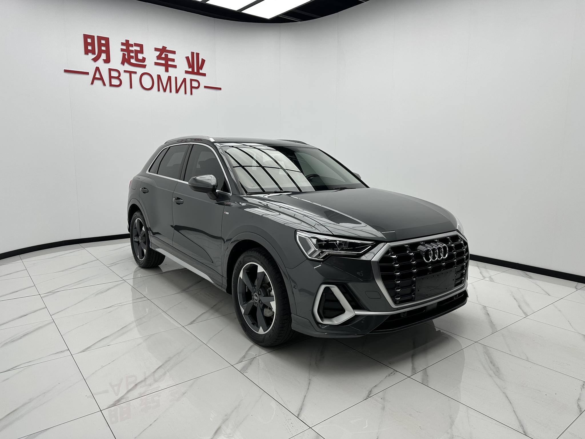 Audi Q3 2023, фото 3