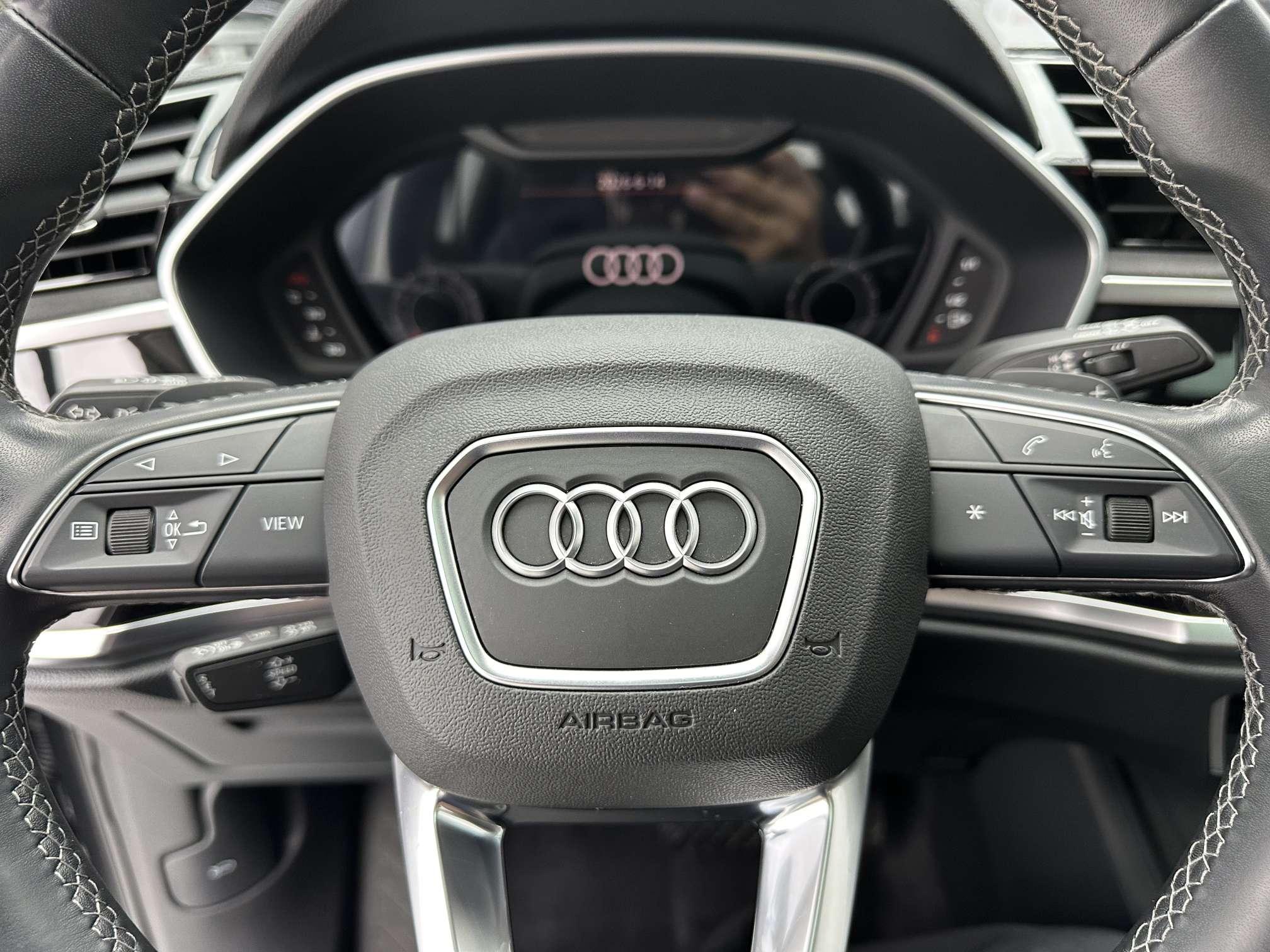 Audi Q3 2023, фото 15