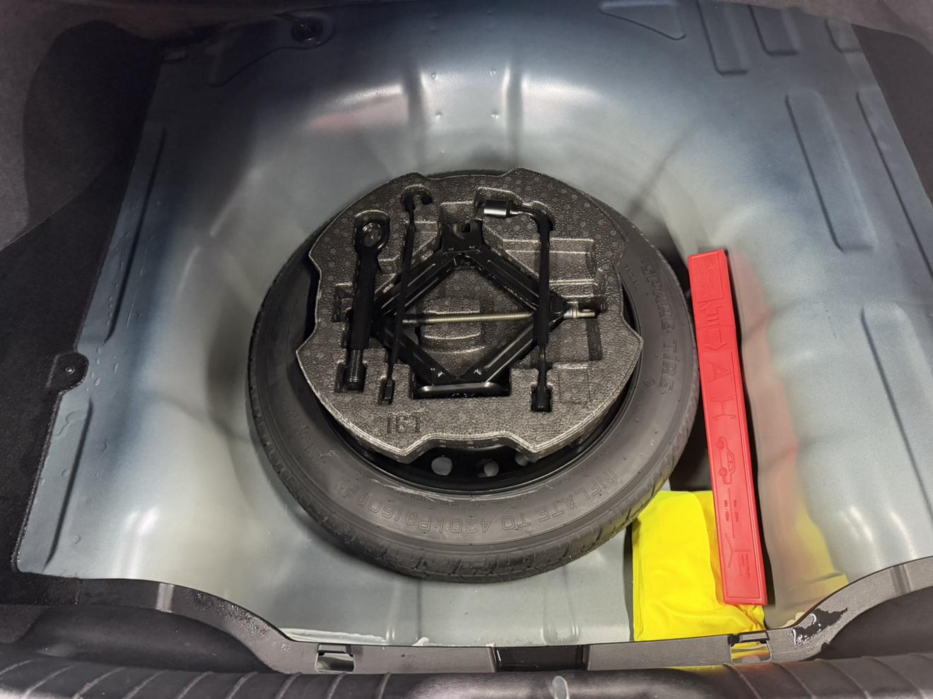 Hyundai Elantra 2022, фото 16