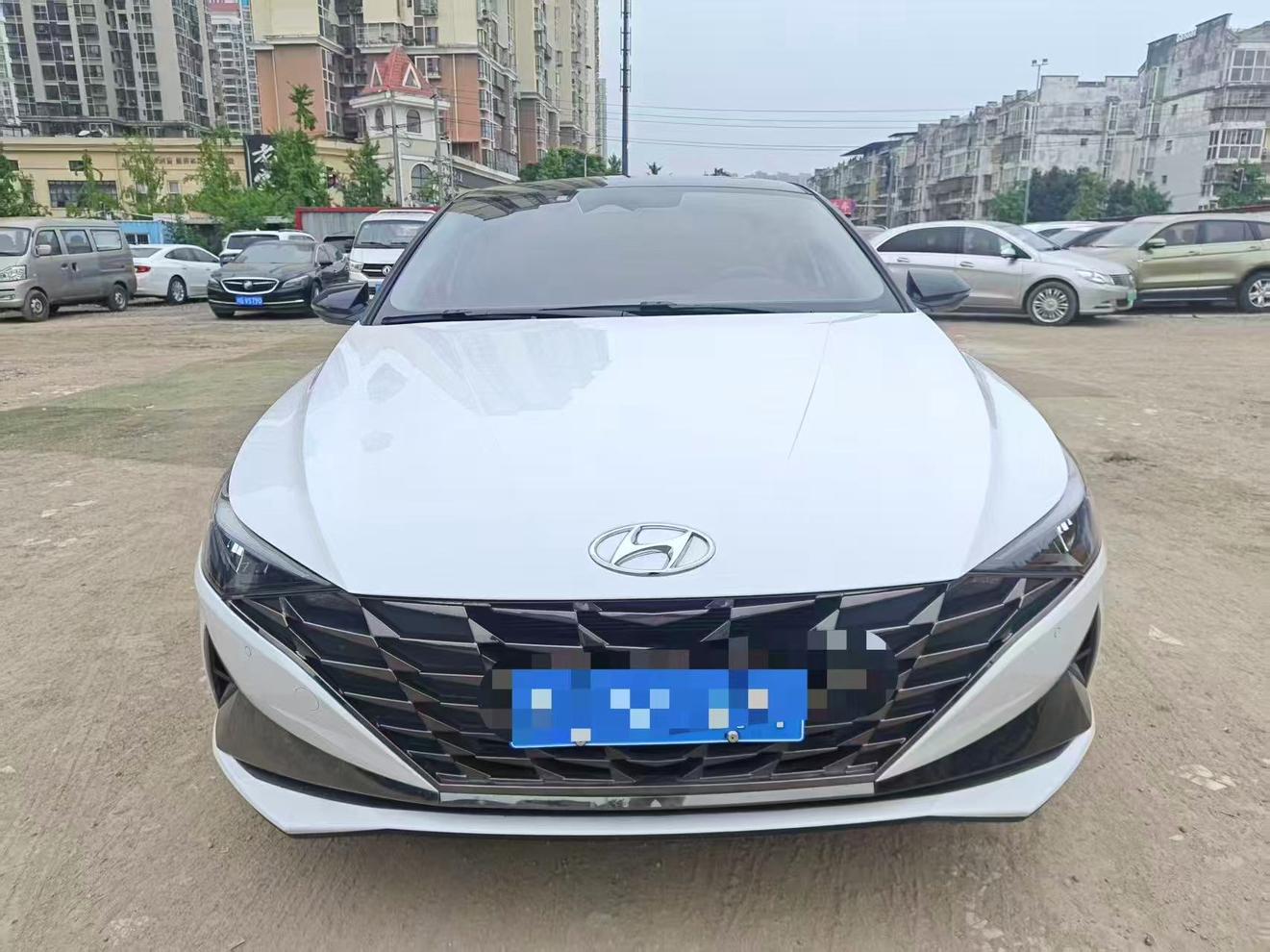 Hyundai Elantra 2022, фото 2