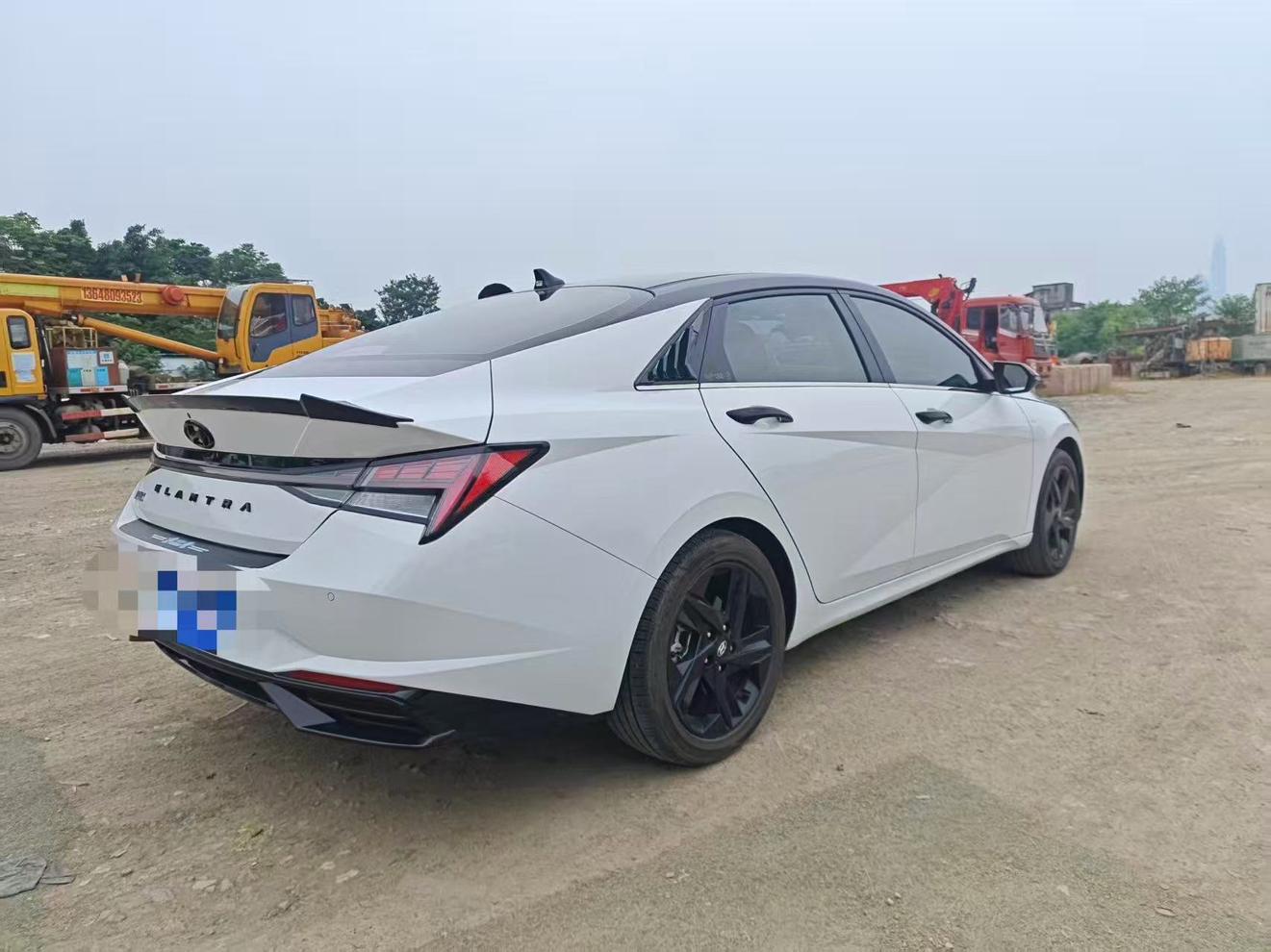 Hyundai Elantra 2022, фото 4