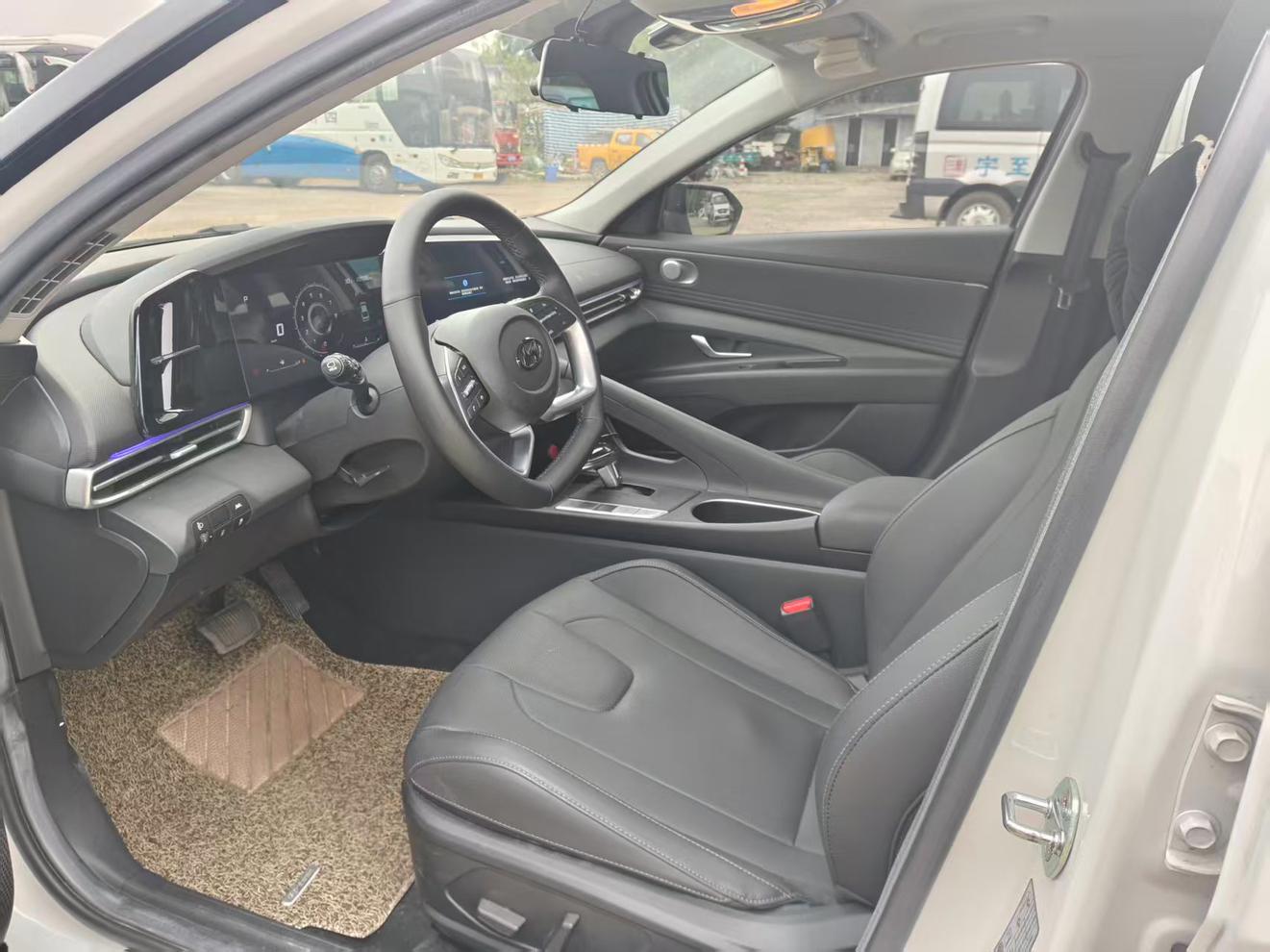 Hyundai Elantra 2022, фото 7
