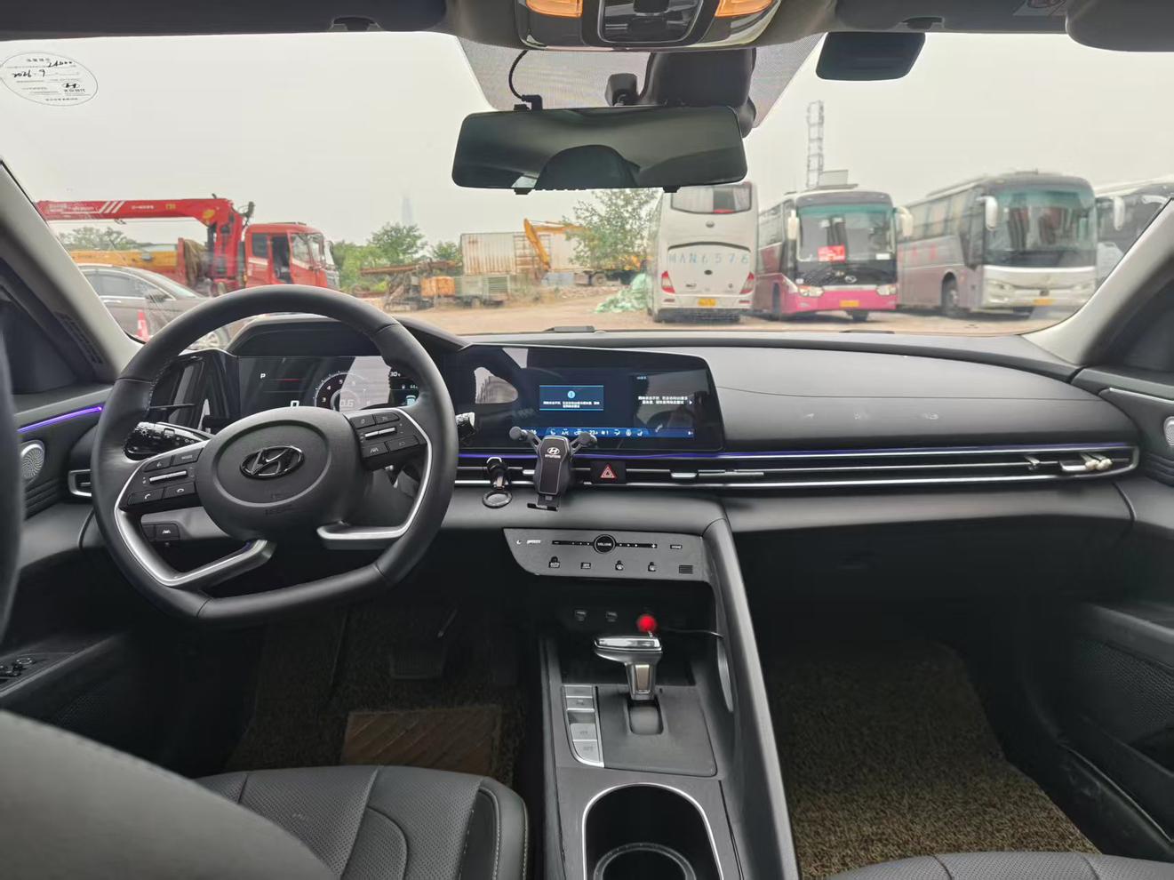 Hyundai Elantra 2022, фото 9
