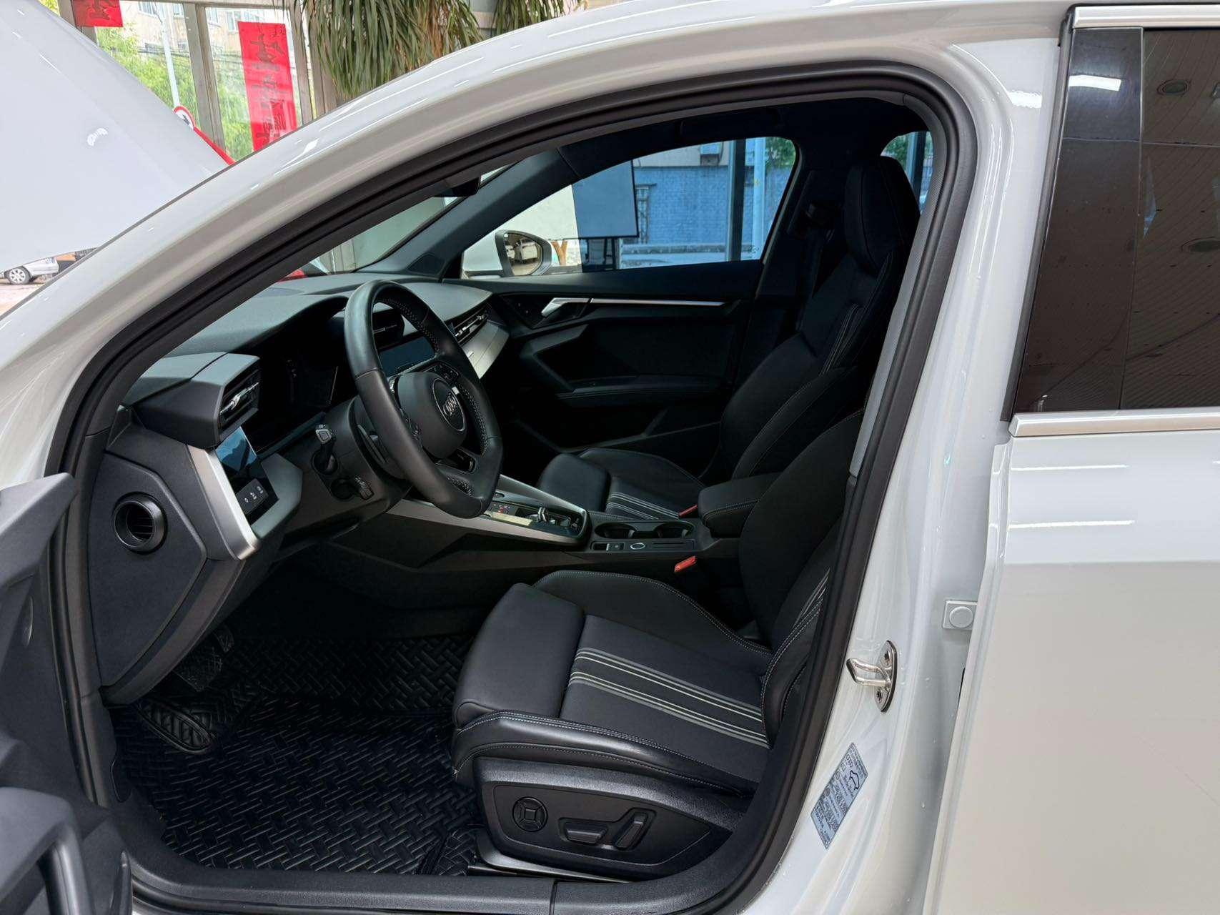 Audi A3 2022, фото 16