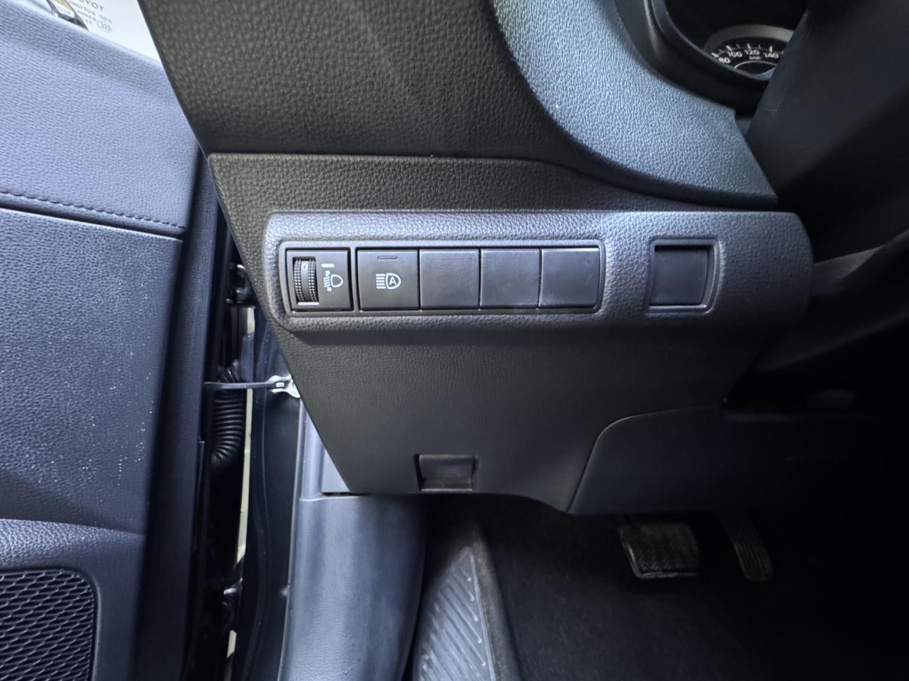 Toyota Corolla 2021, фото 16