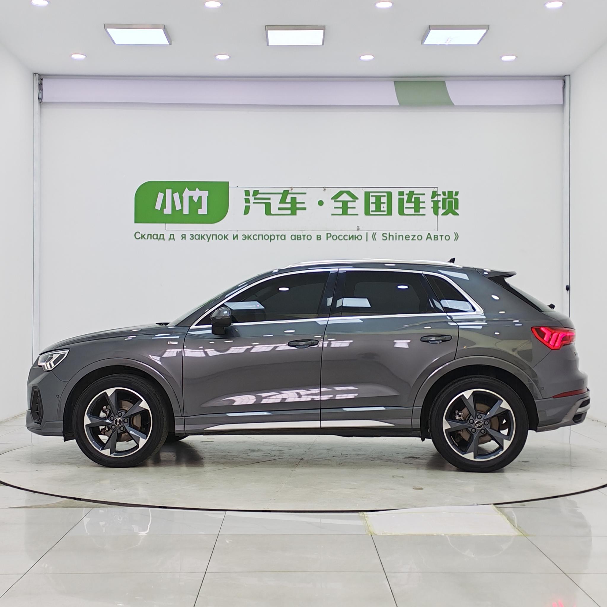 Audi Q3 2023, фото 5