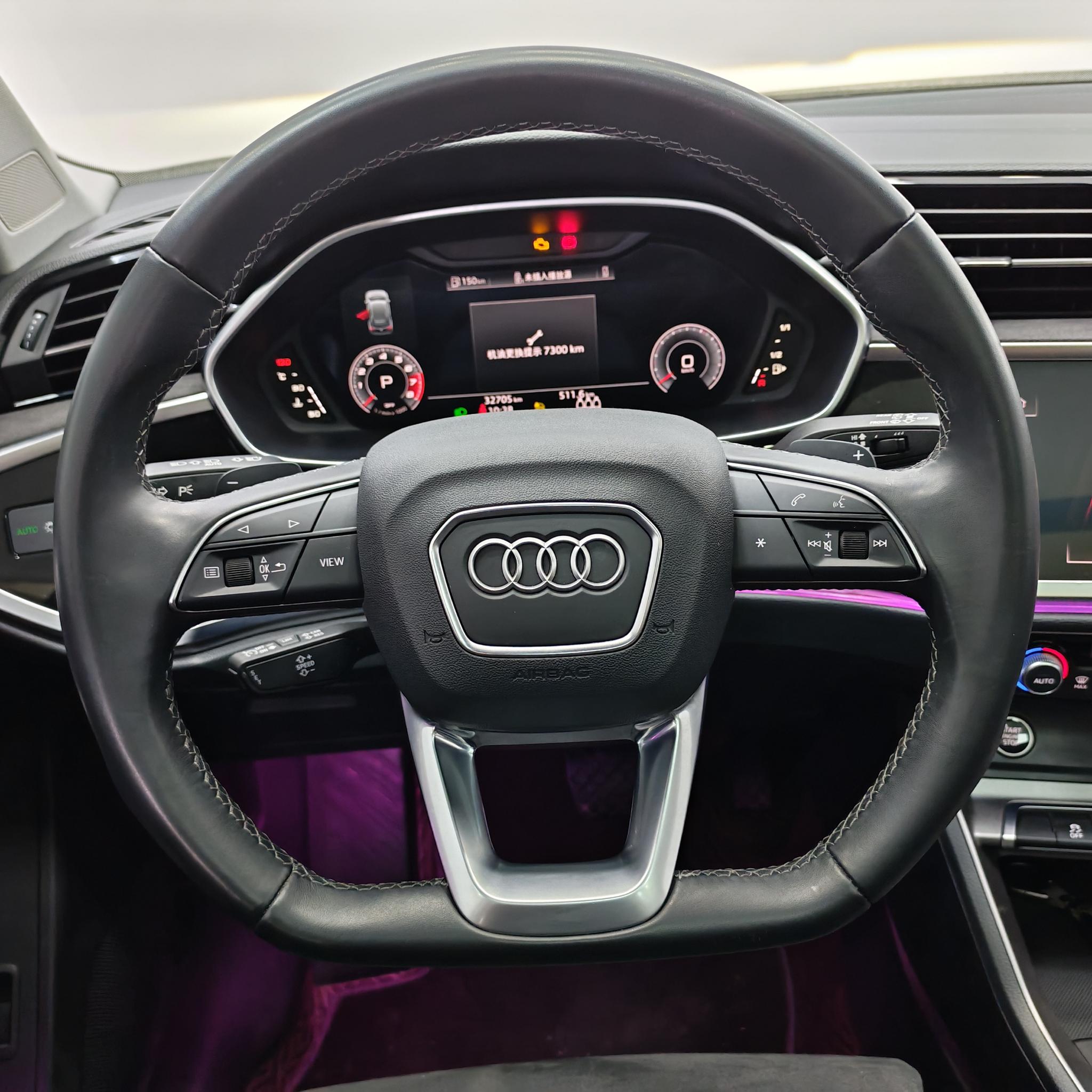 Audi Q3 2023, фото 12